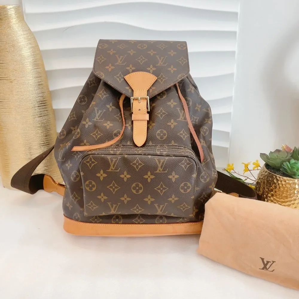 Product image for Pre-owned authentic Louis Vuitton Montsouris Backpack GM monogram Canvas