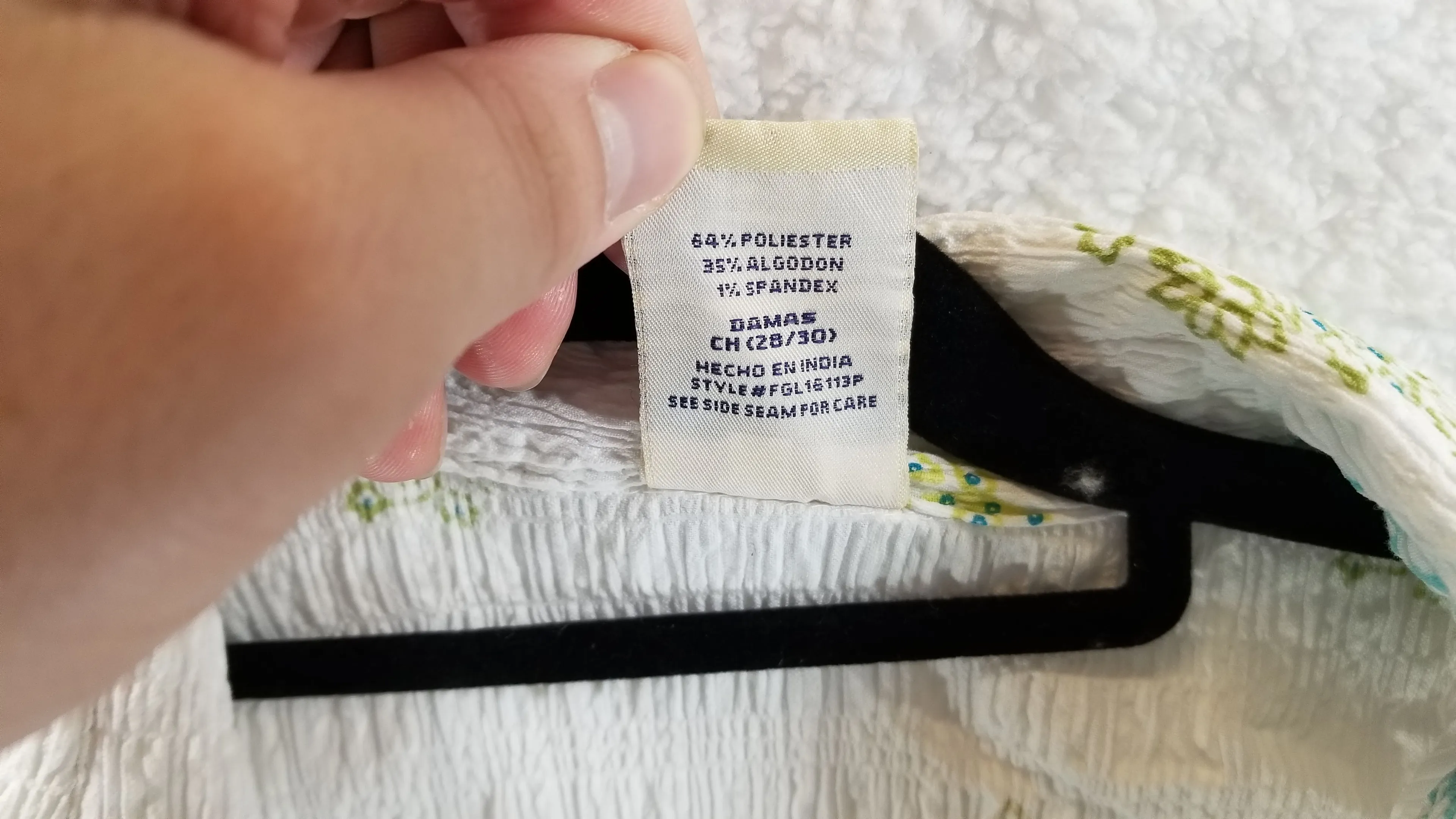 Listing Image Blurred Background