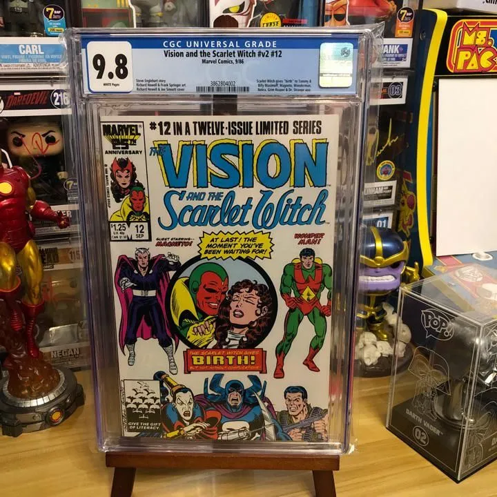 Product image for CGC 9.8 - Vision and Scarlett Witch #12