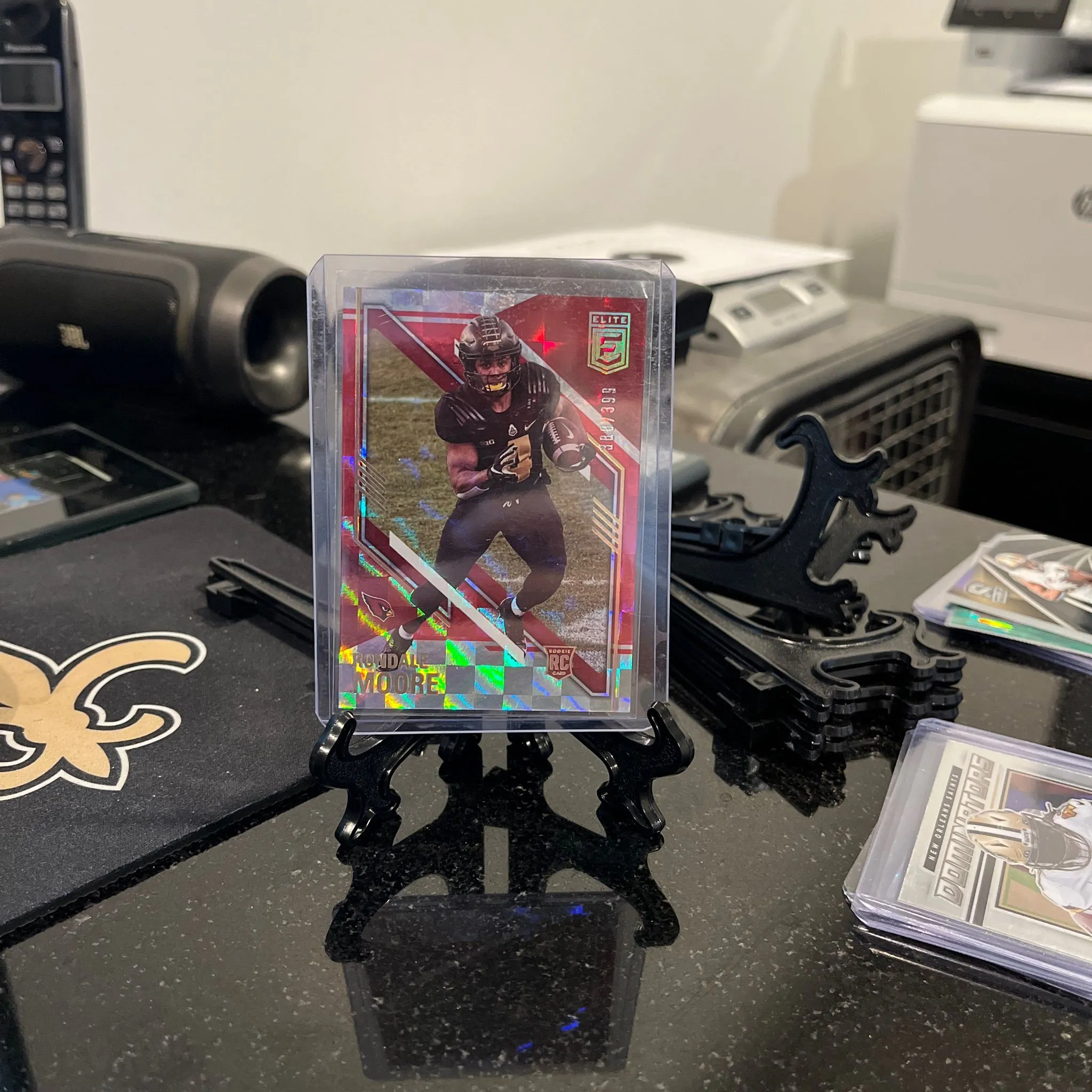Product image for Rondale Moore Red Parallel Elite #125