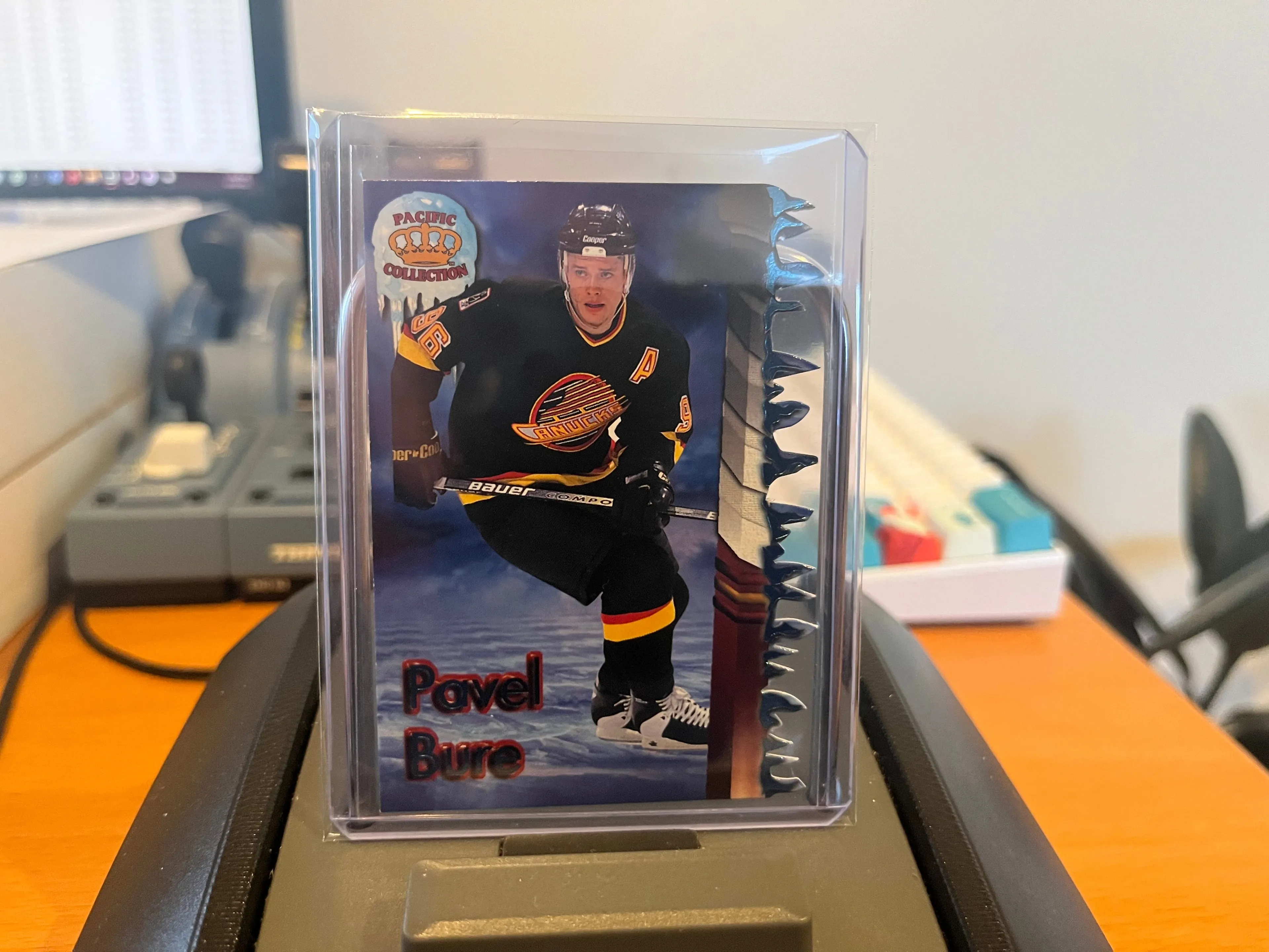 Product image for Bure	Pavel	FTEDGE Slap Shots Die Cut - 1:71 Packs Canucks Nucks