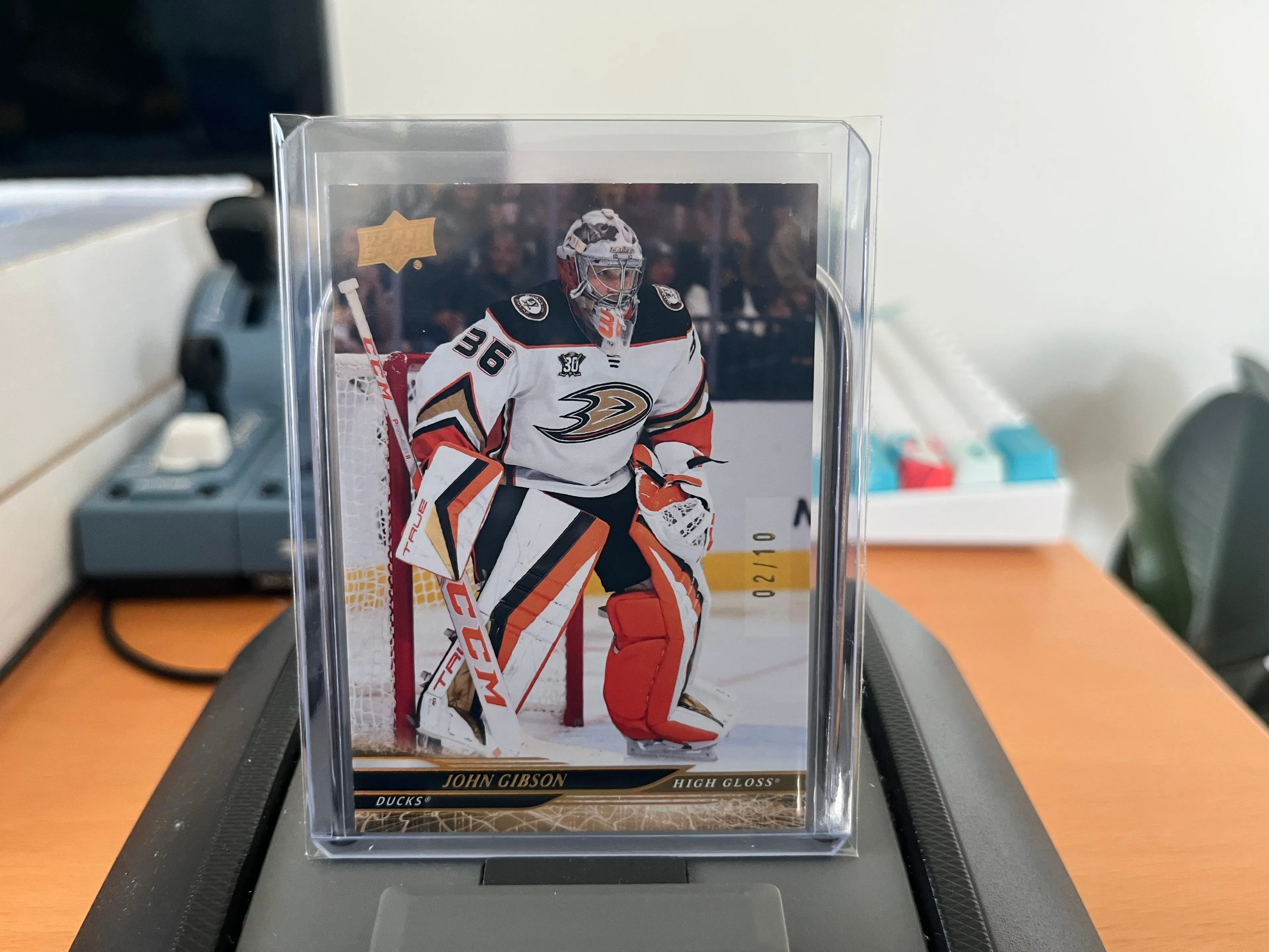 Product image for Gibson	John	High Gloss 02/10 - Serial Numbered Ducks Goalie