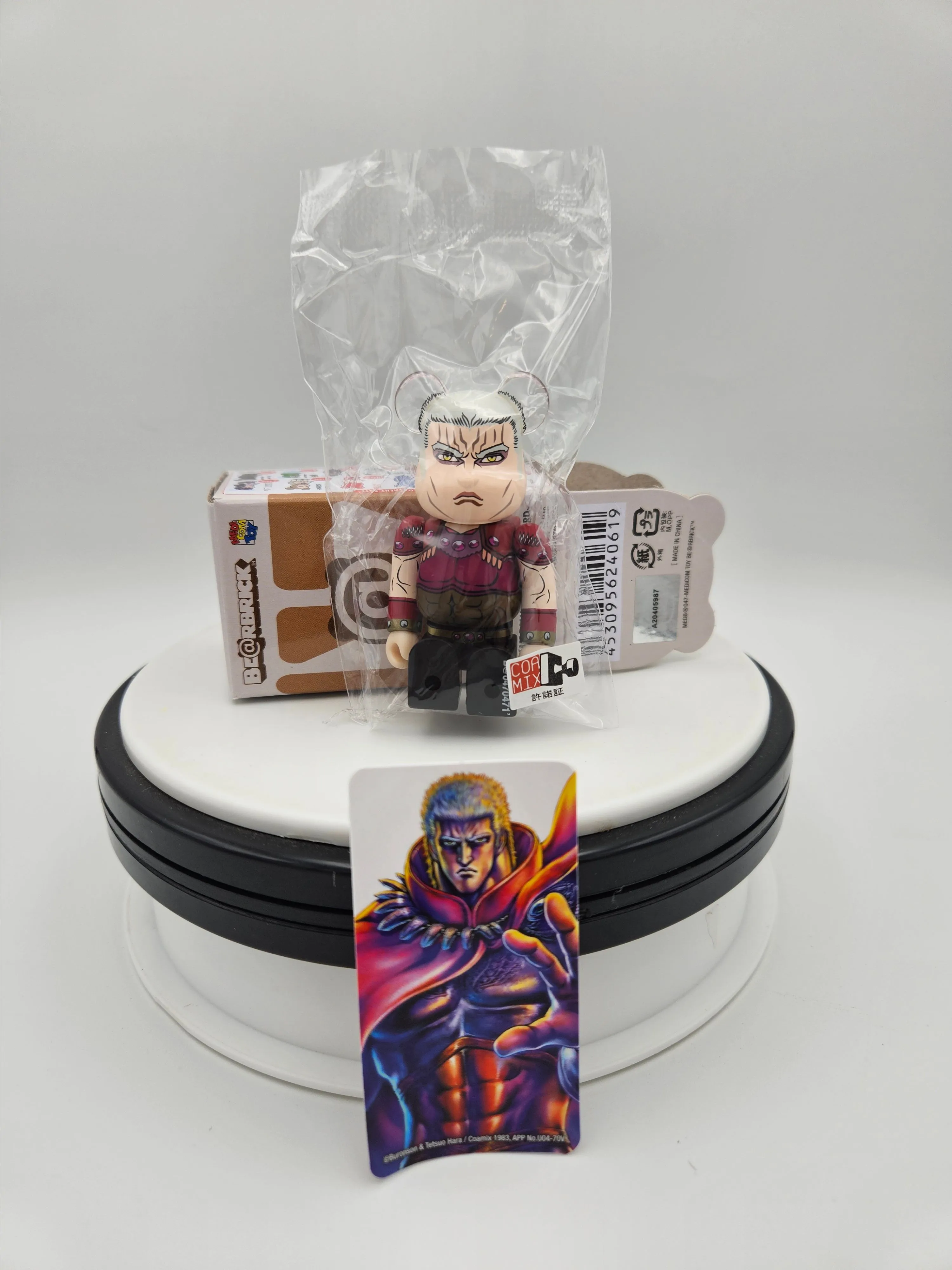 Product image for Medicom Bearbrick 100% Series 47 - Back Fist of the North Star Bearbrick & Card (Artist Theme Variant)