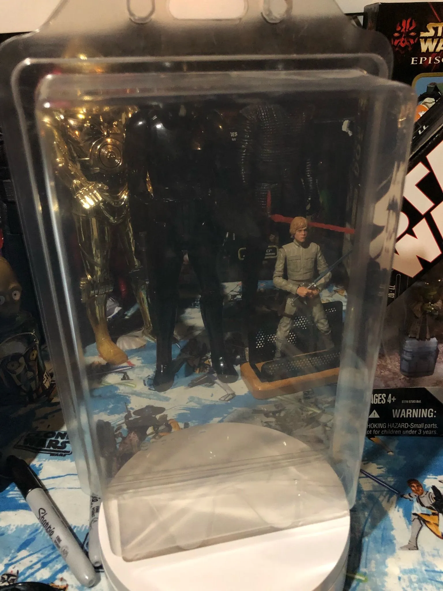 Product image for QTY 1 Carded Action Figure Star case for 3.75”