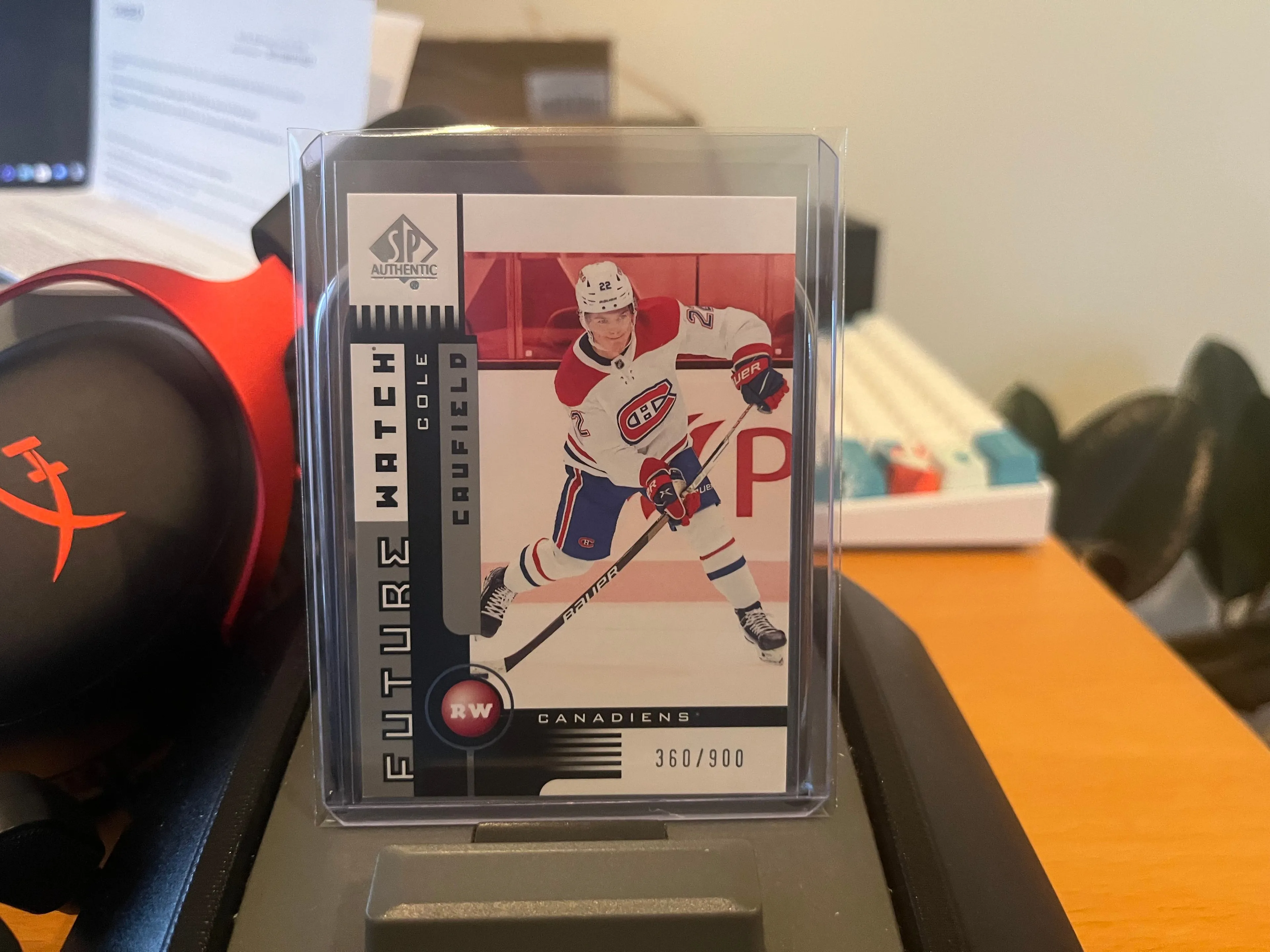 Product image for Caufield	Cole	2001-02 Retro Future Watch Limited 360/900 - Serial Numbered Rookie RC Canadiens Habs