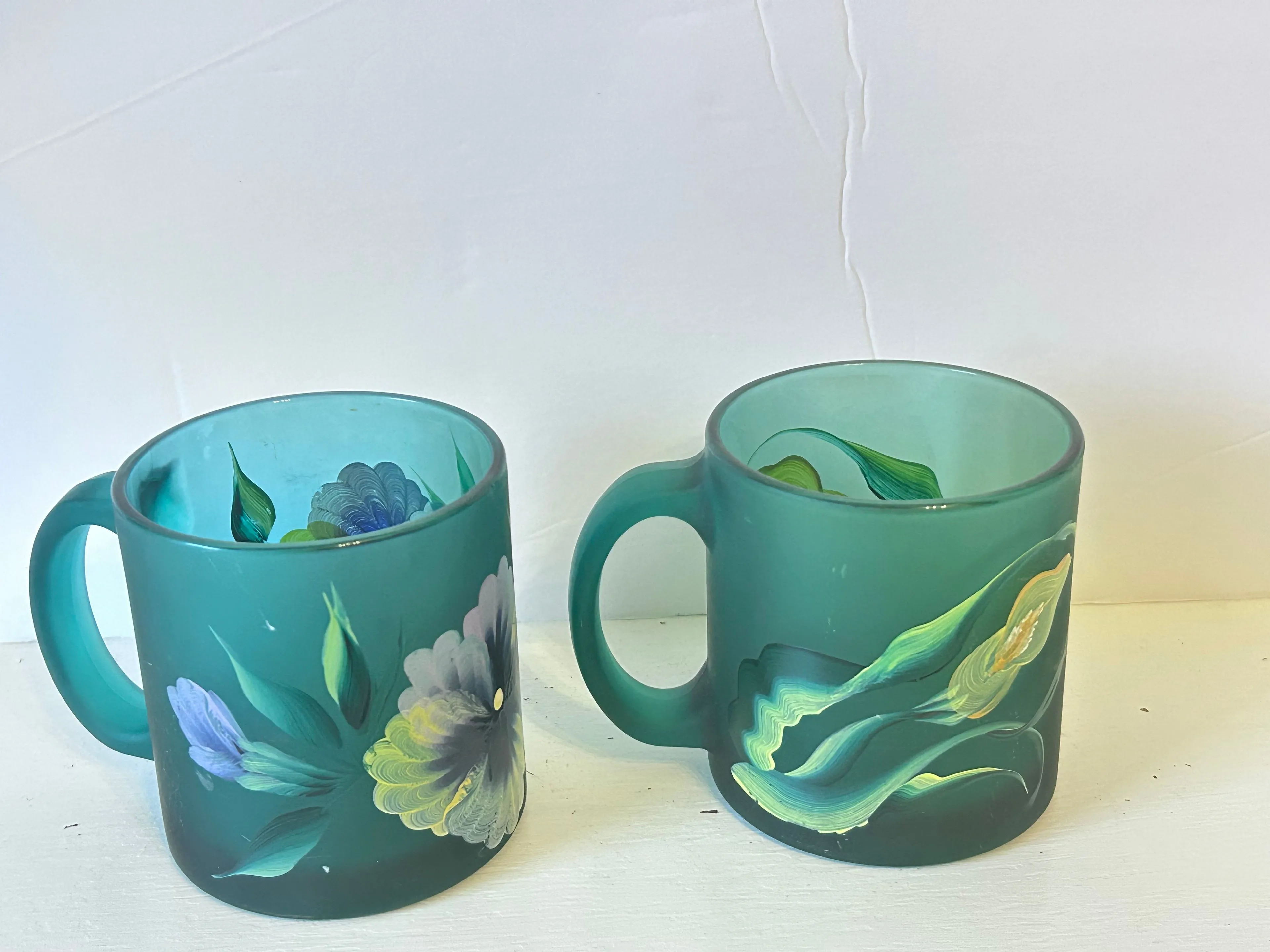 Product image for Set of 2 green glass with floral design