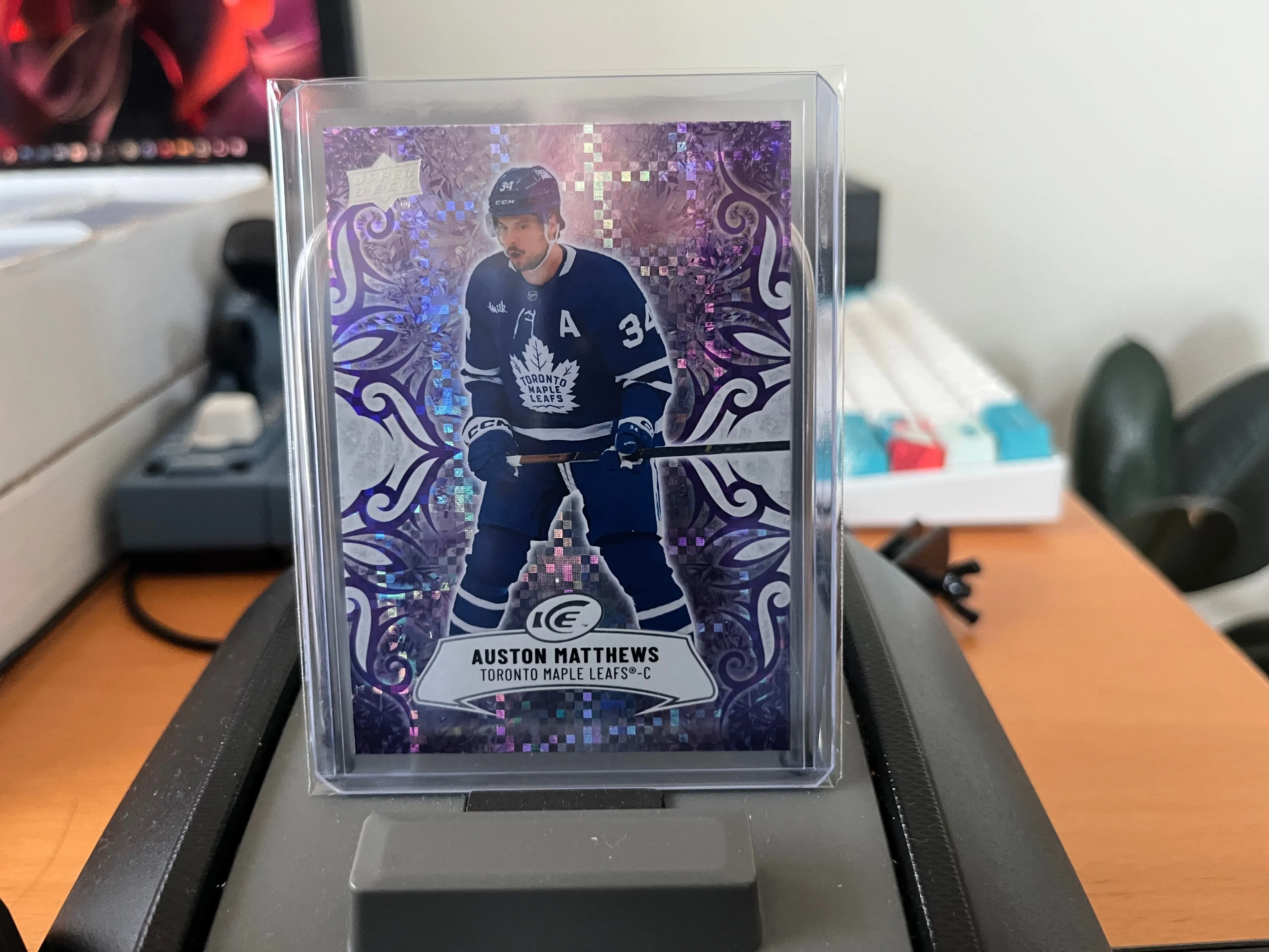 Product image for Matthews	Auston	Purple - 1:6 Packs Maple Leafs