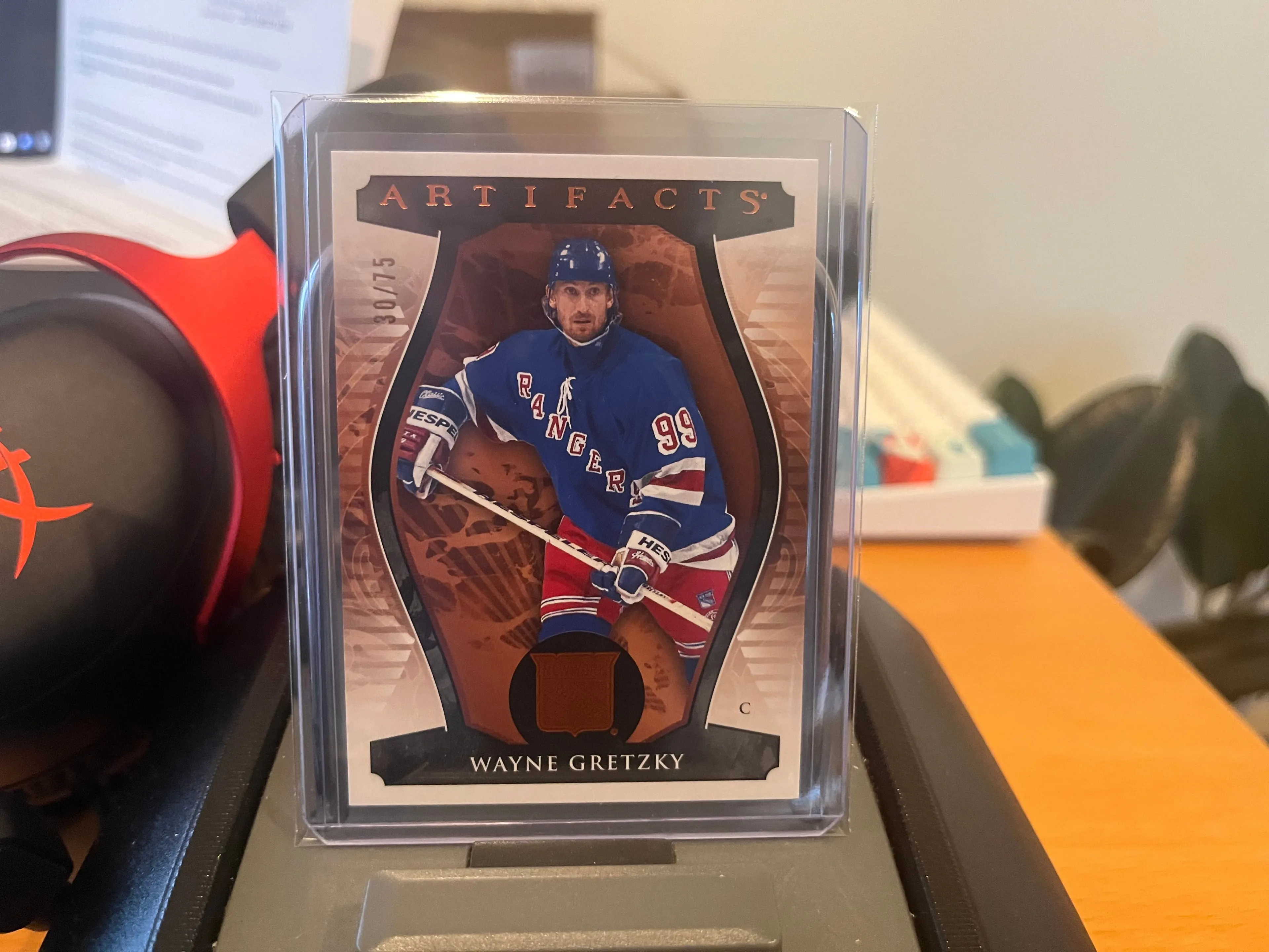 Product image for Gretzky	Wayne	Autumn 30/50 - Serial Numbered Rangers Rags