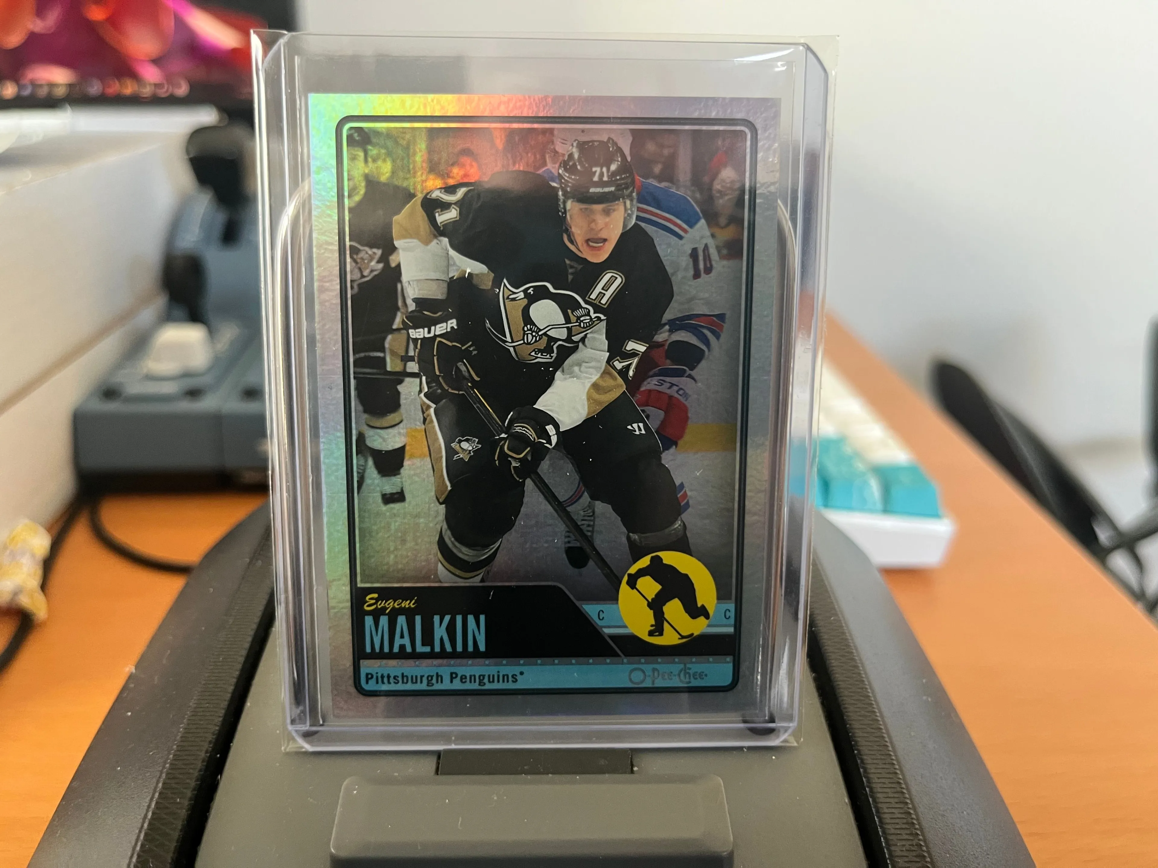 Product image for Malkin	Evgeni	Rainbow - 1:10 Packs Penguins Pens
