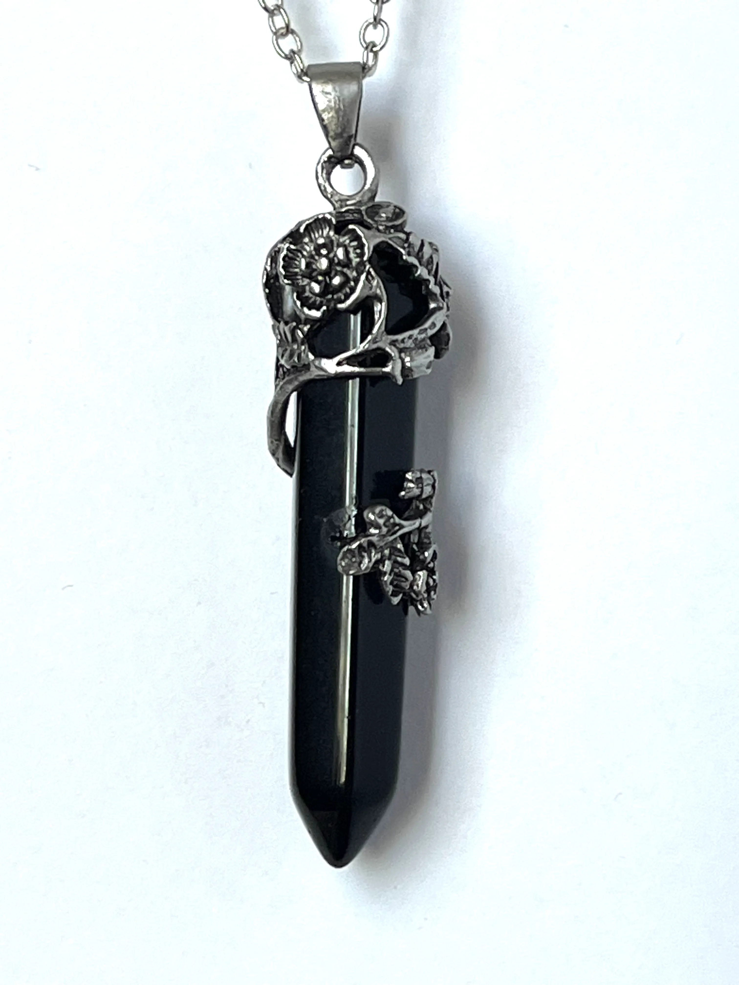 Product image for PRQ16 Flower Vine Obsidian Point