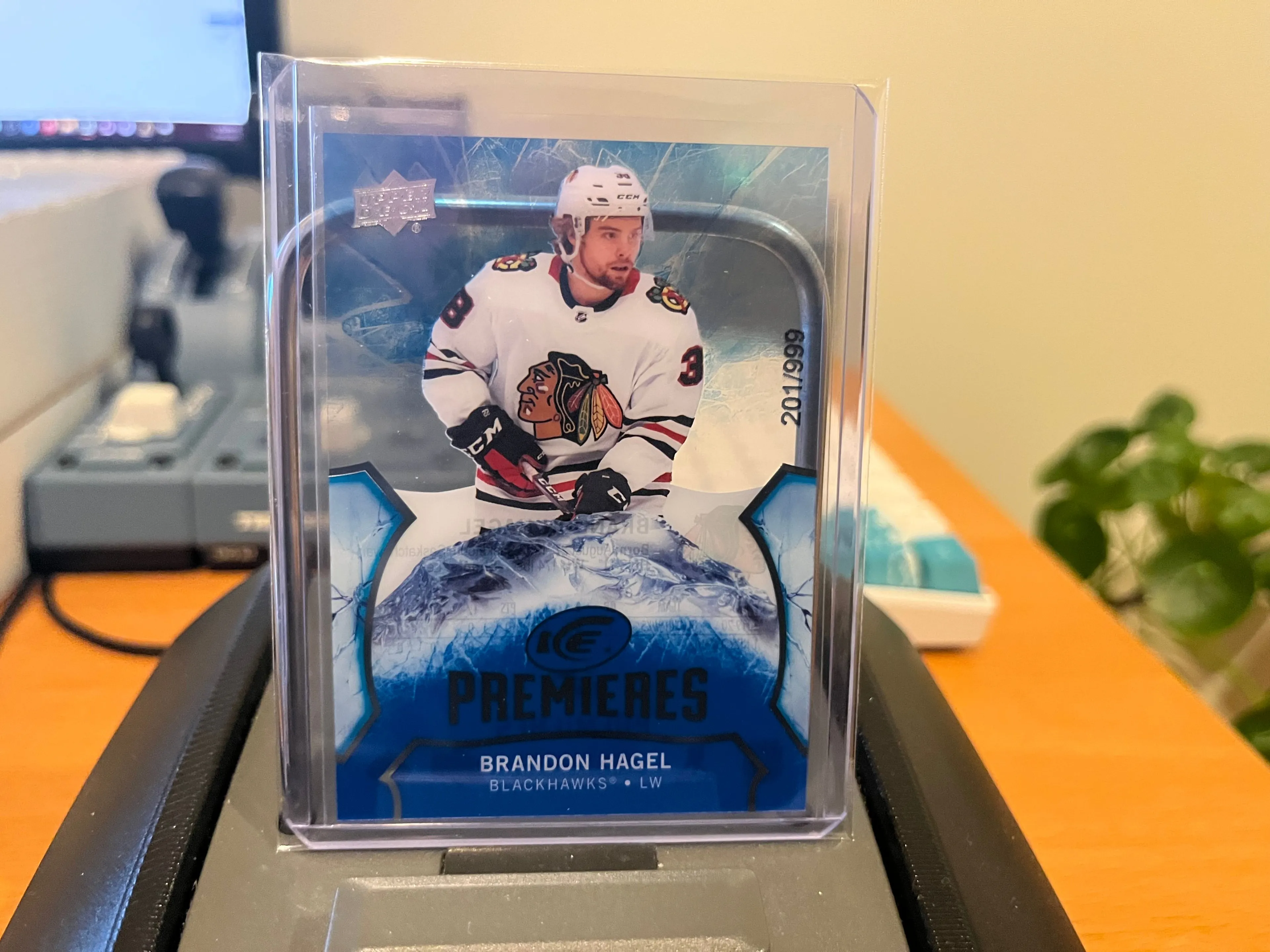 Product image for Hagel 	Brandon	Ice Premieres 201/999 - Serial Numbered RC Rookie Blackhawks Hawks Lightning Bolts