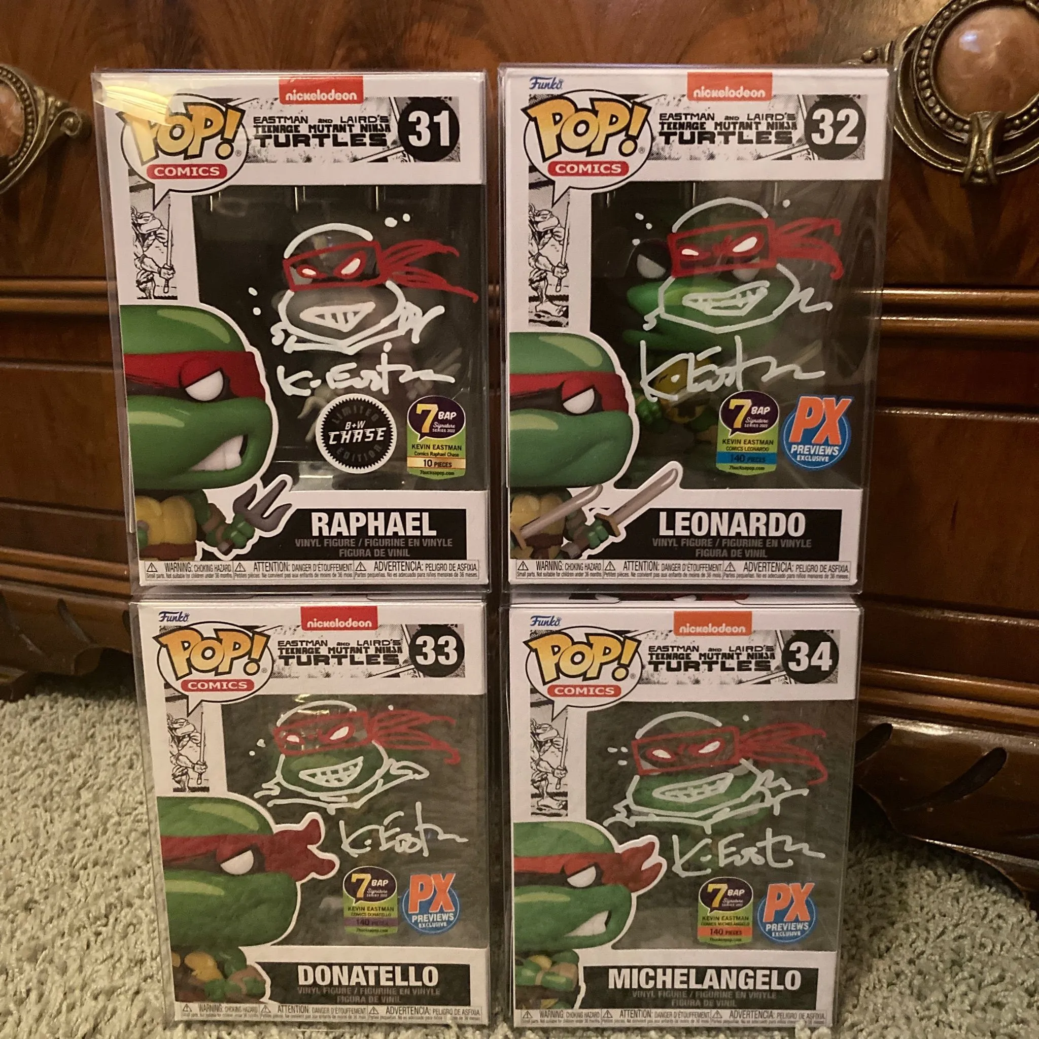 Product image for TMNT set of 4 w/ CHASE signed by Kevin Eastman
