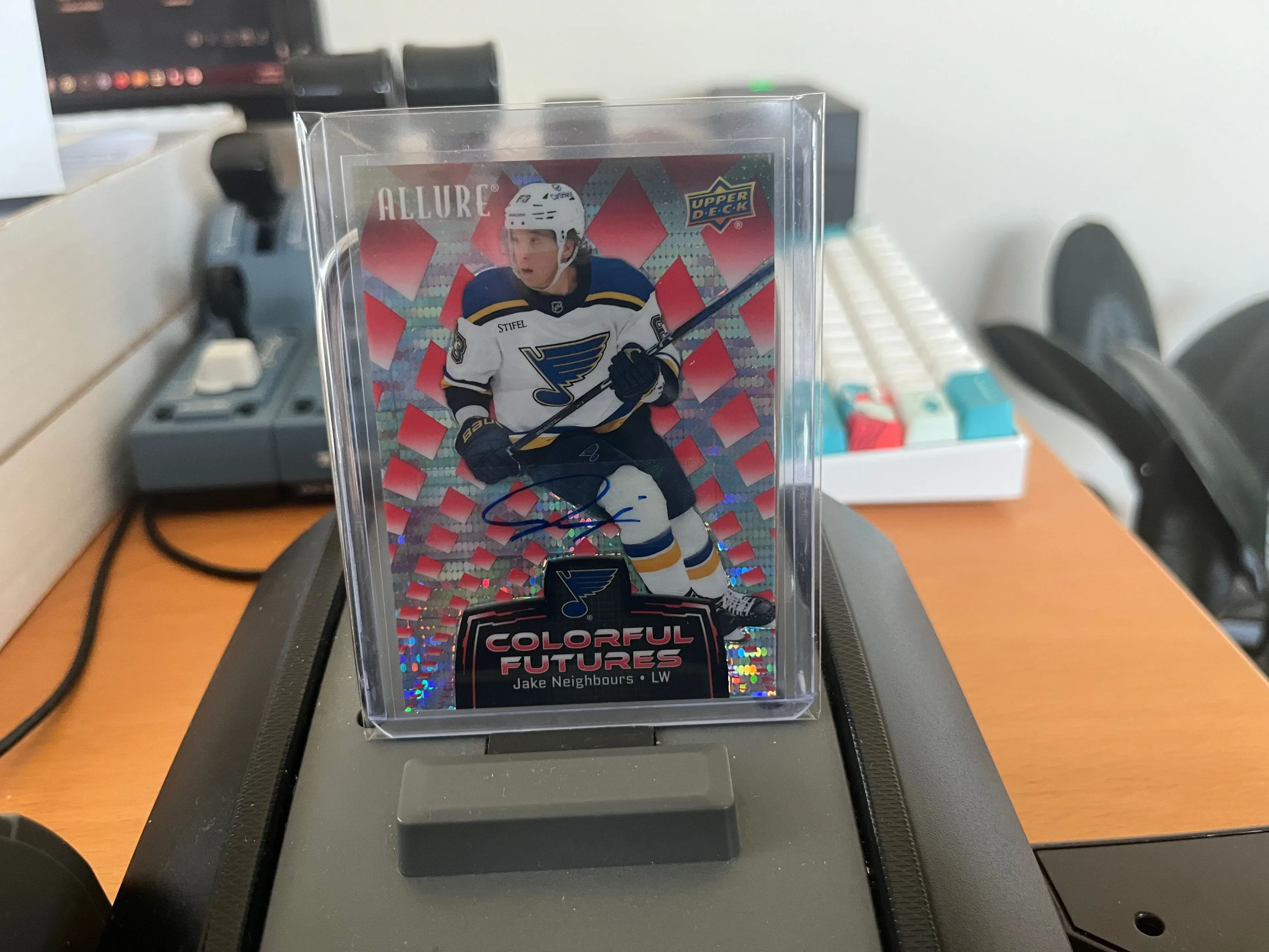 Product image for Neighbours	Jake	Colorful Futures Auto - Sticker 1:240 Packs STL Blues