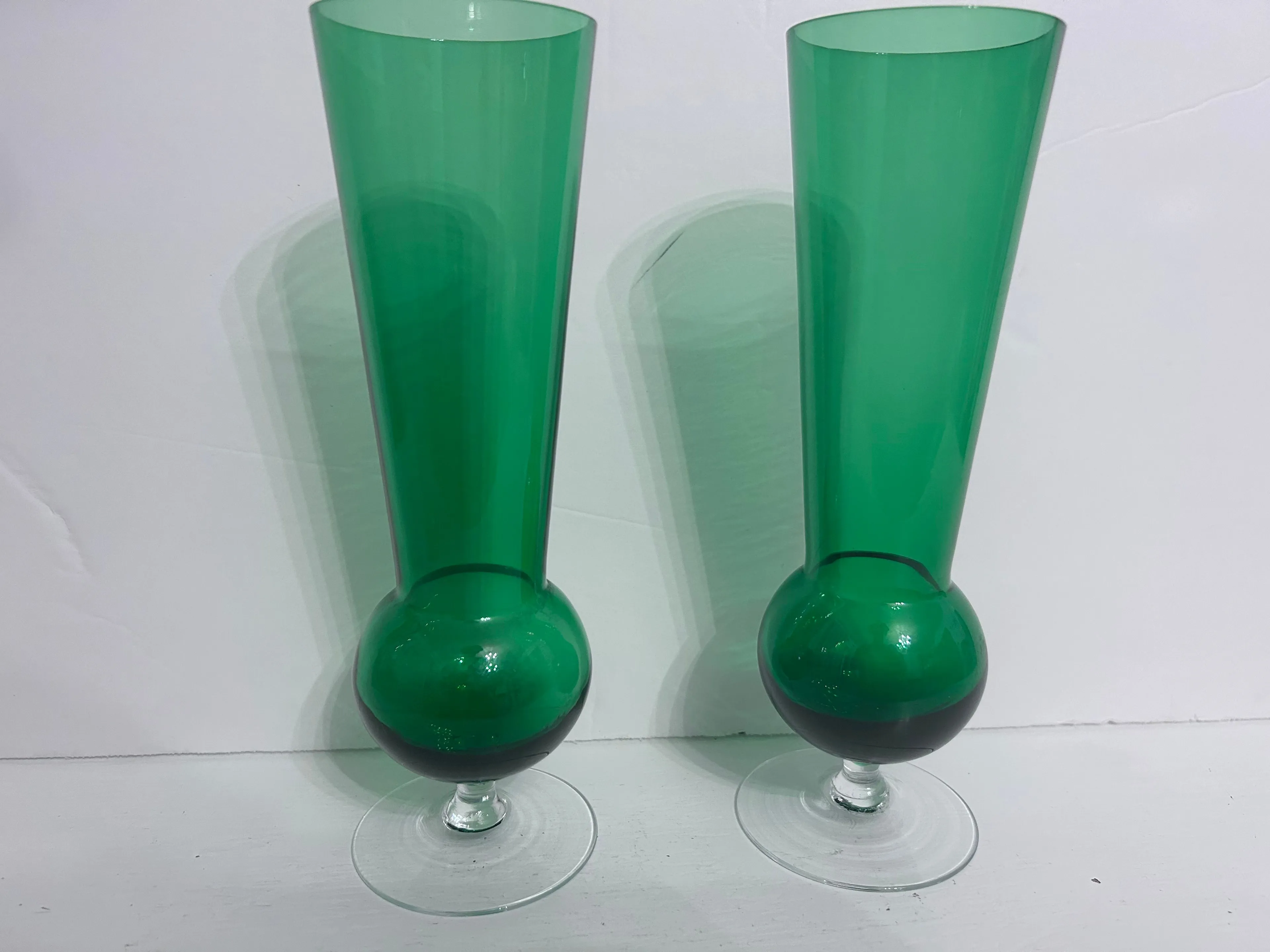 Product image for Set of two green glass vases