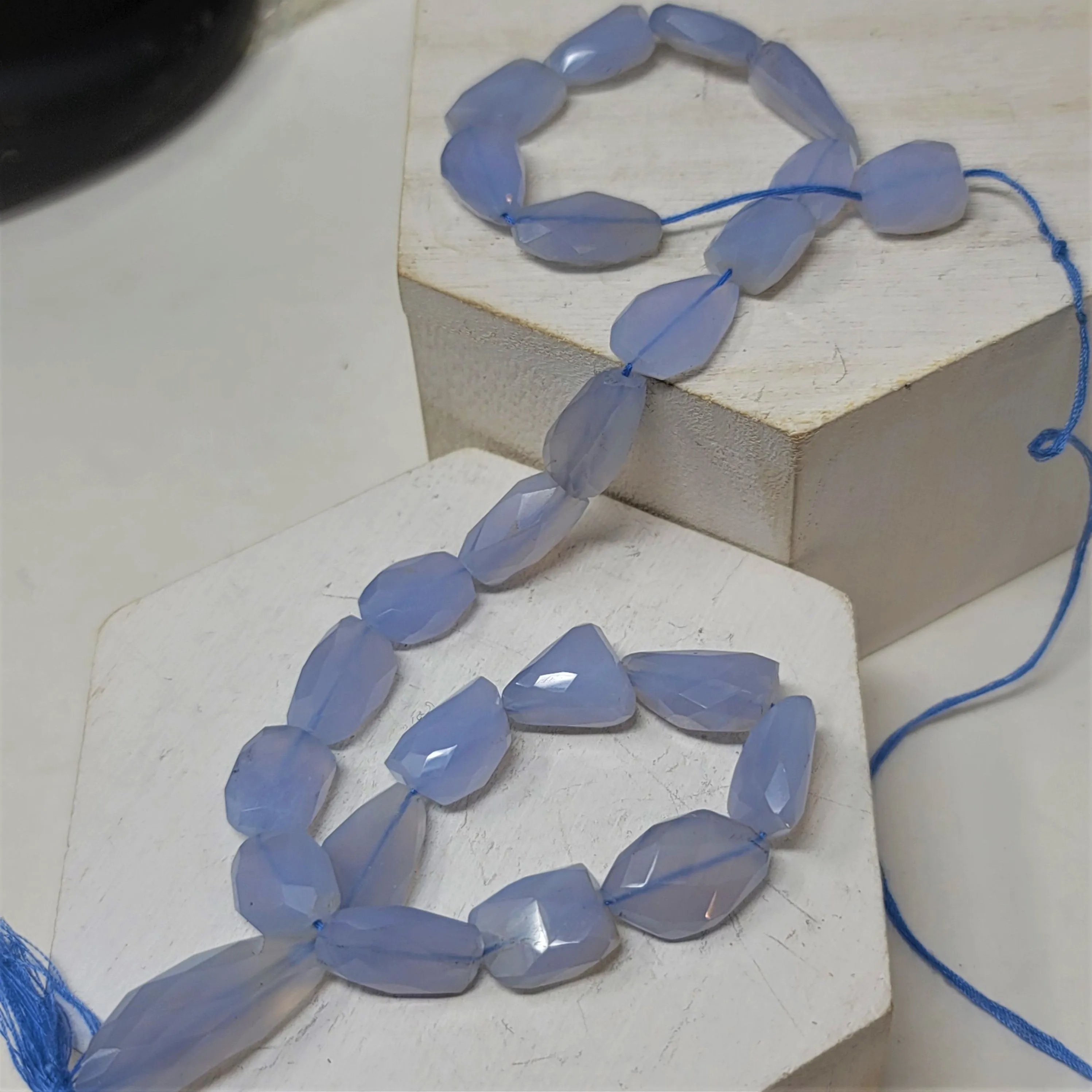Product image for Genuine Calcedony beads
