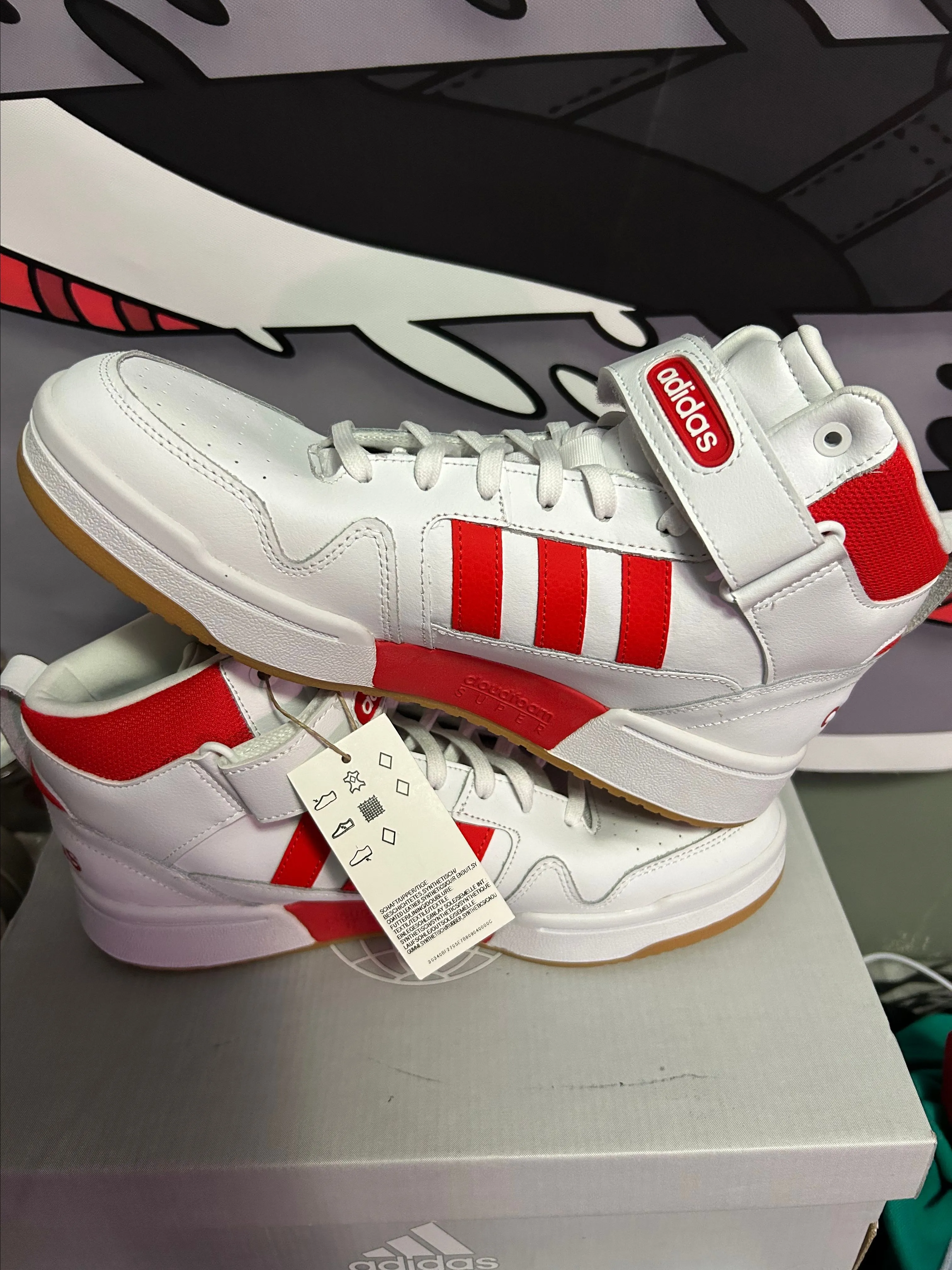 Product image for Postmove Adidas mid size 10.5M