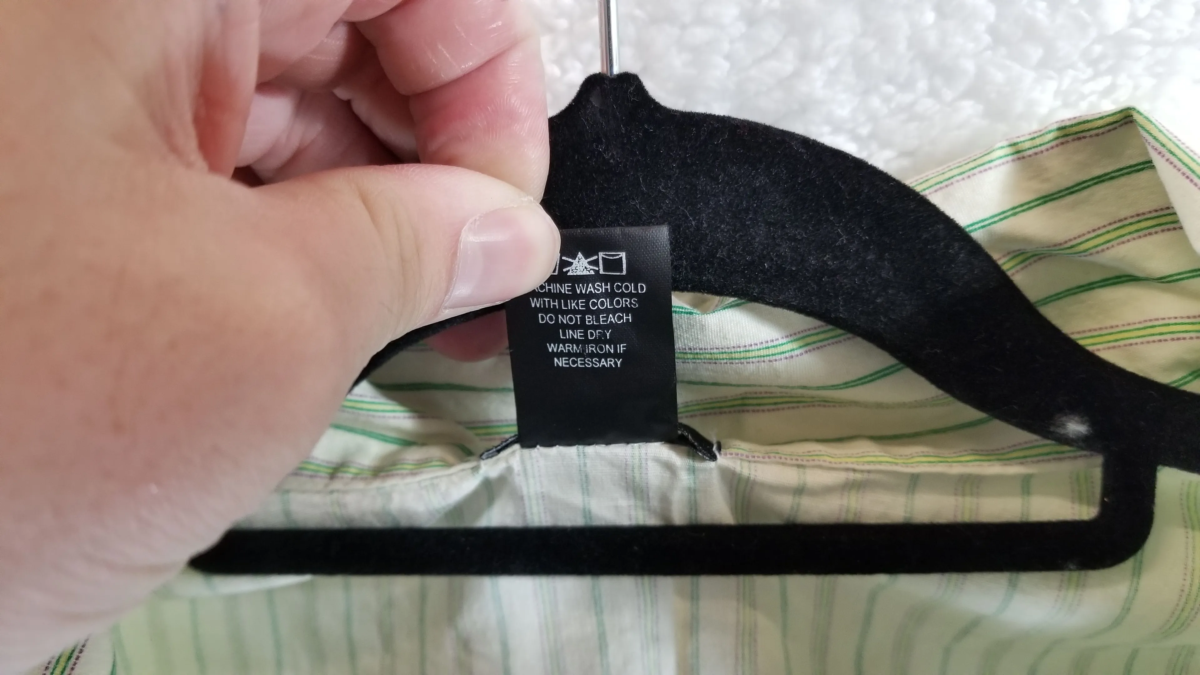 Listing Image Blurred Background