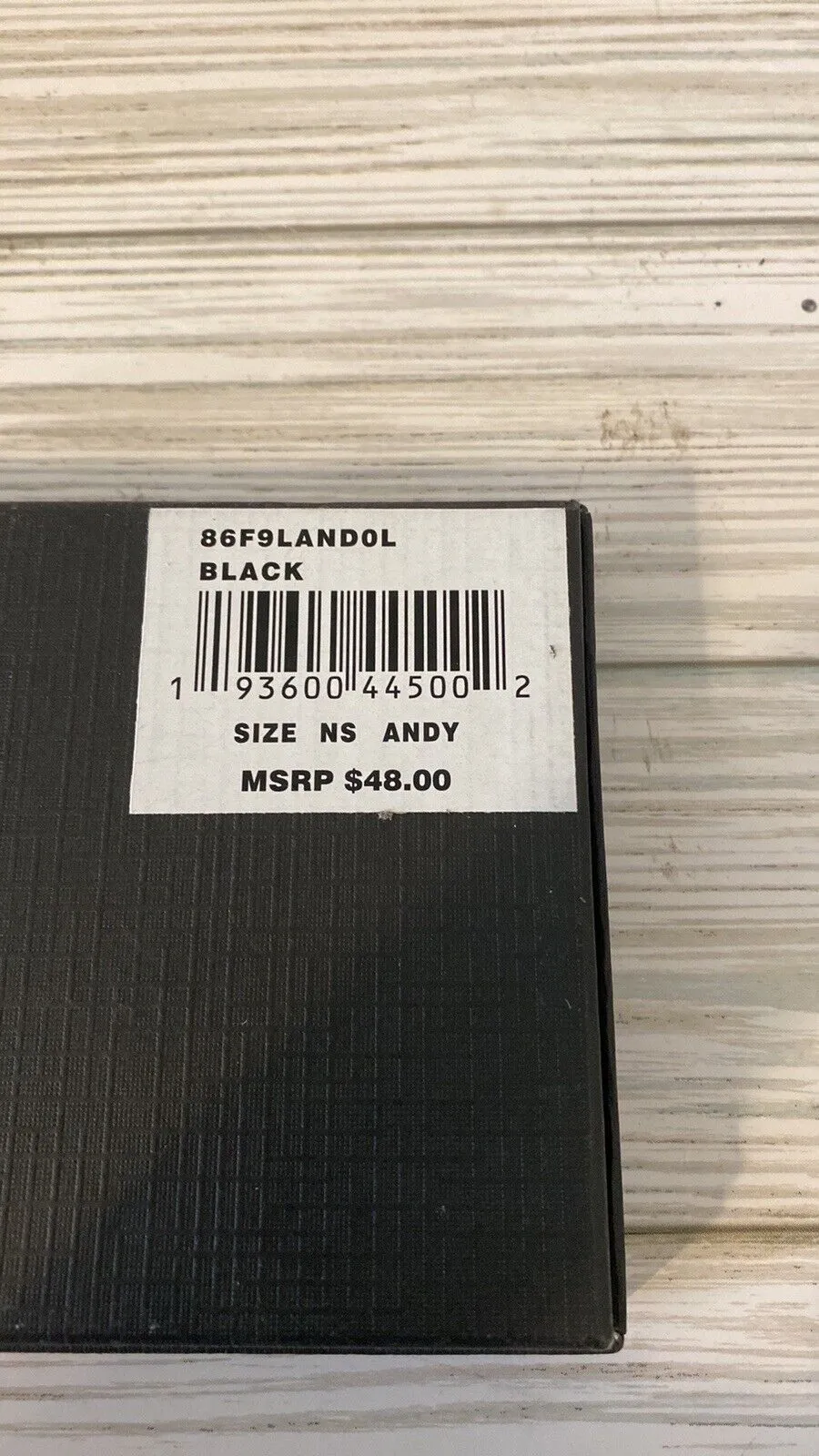 Listing Image Blurred Background