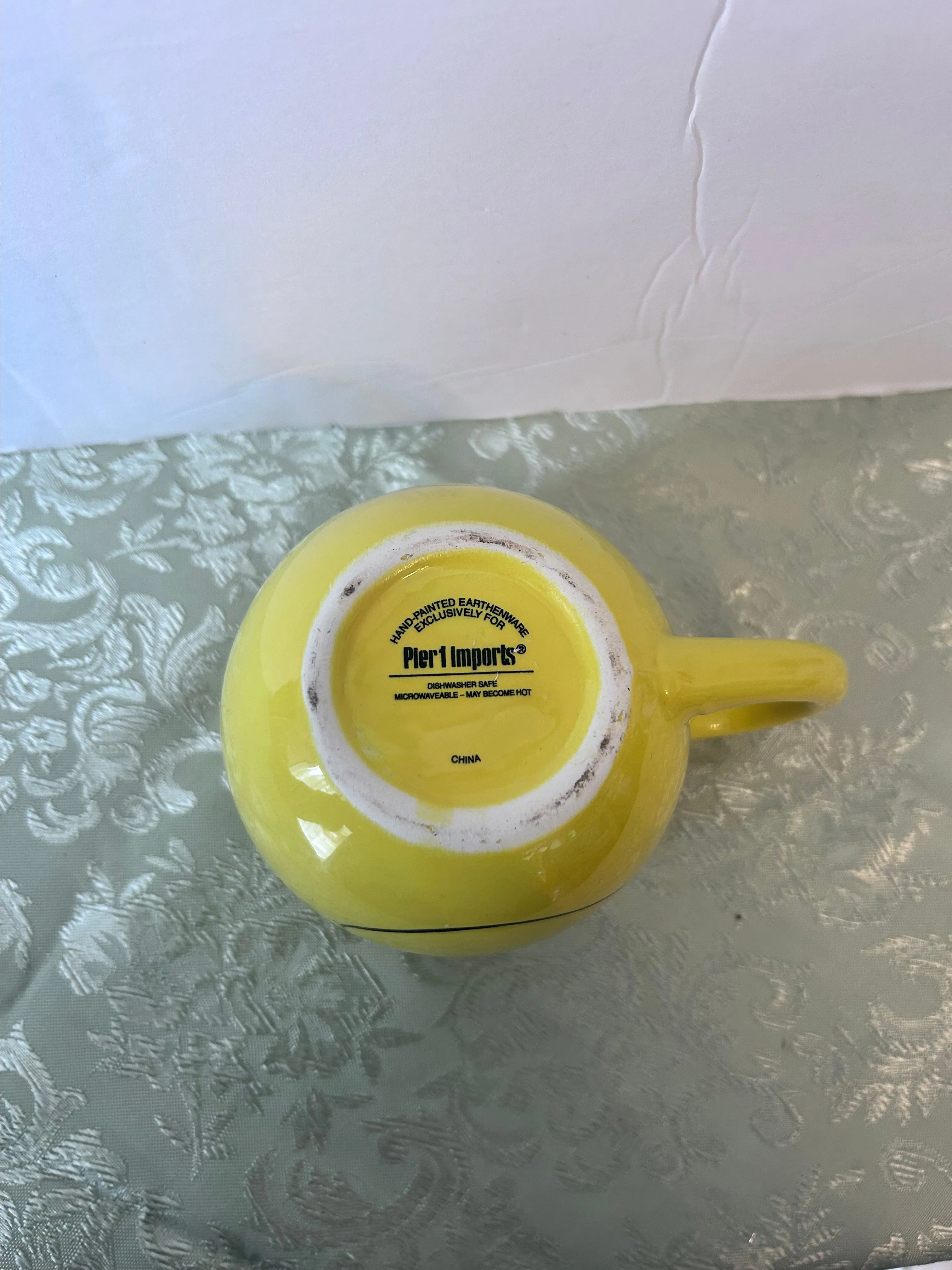 Listing Image Blurred Background