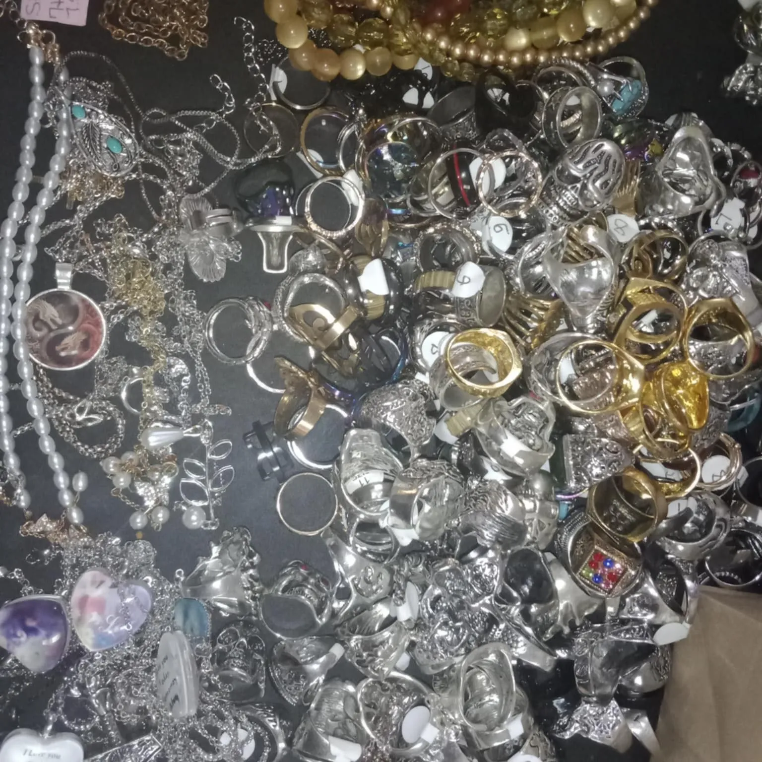 Product image for 30 Random Pieces of Jewelry for $25!!