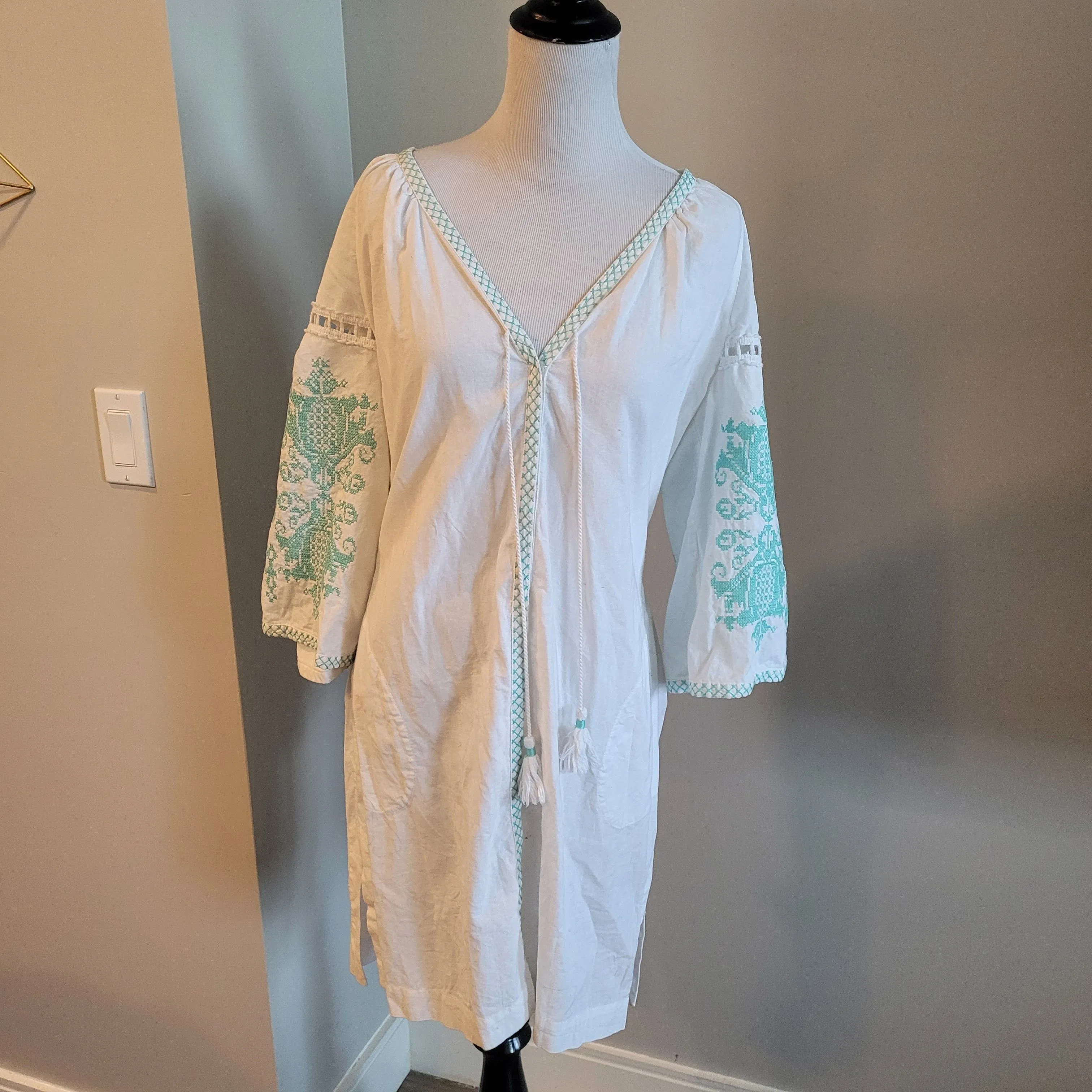 Product image for Ancient Kaaaos Greek Goddess Beach Lounge Cotton White Cross Stitch Embroidered Dress Size M