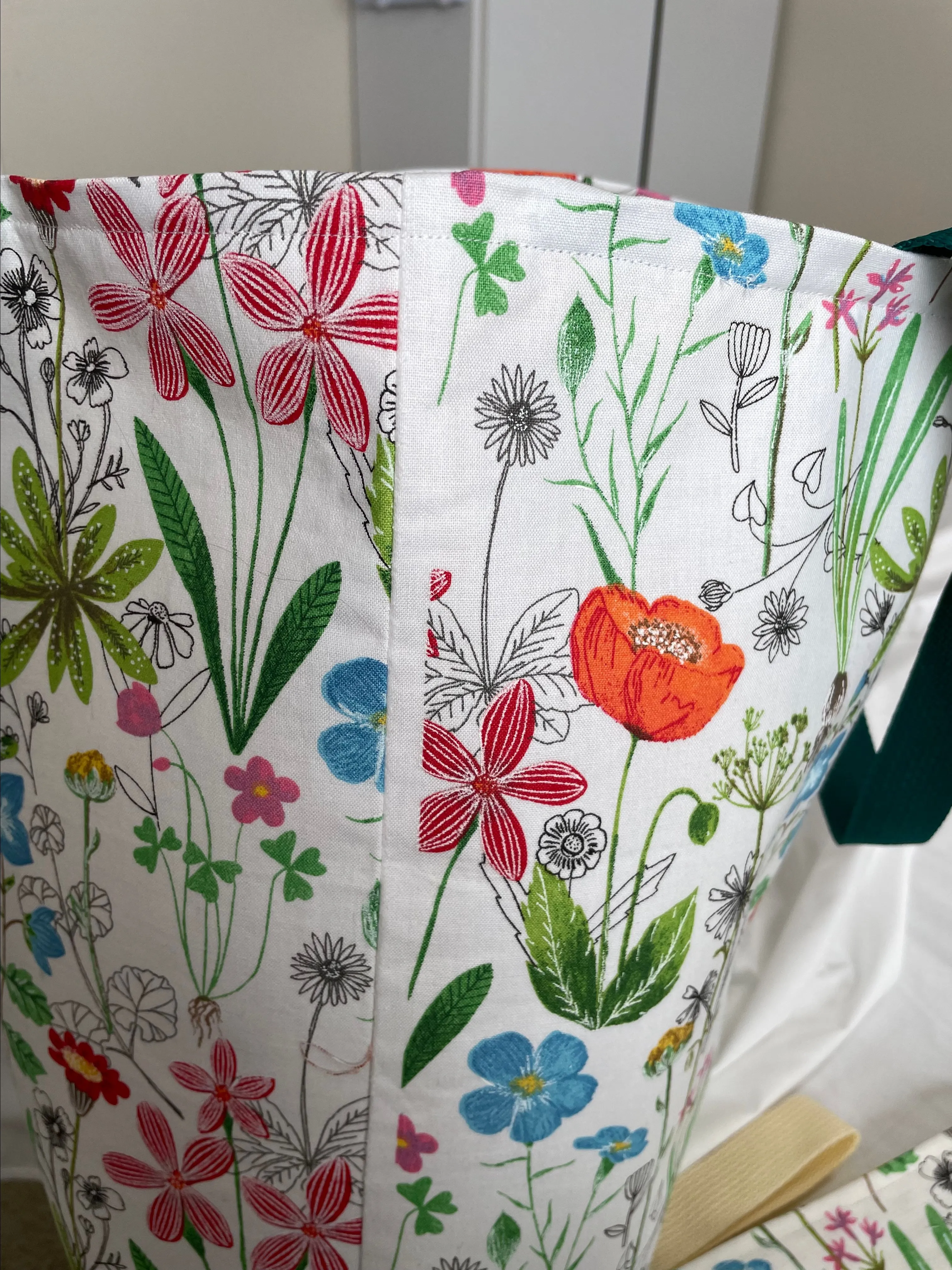Product image for #13 Long-stemmed lovely flowers