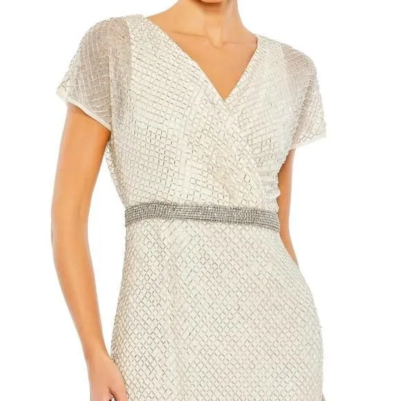 Listing Image Blurred Background