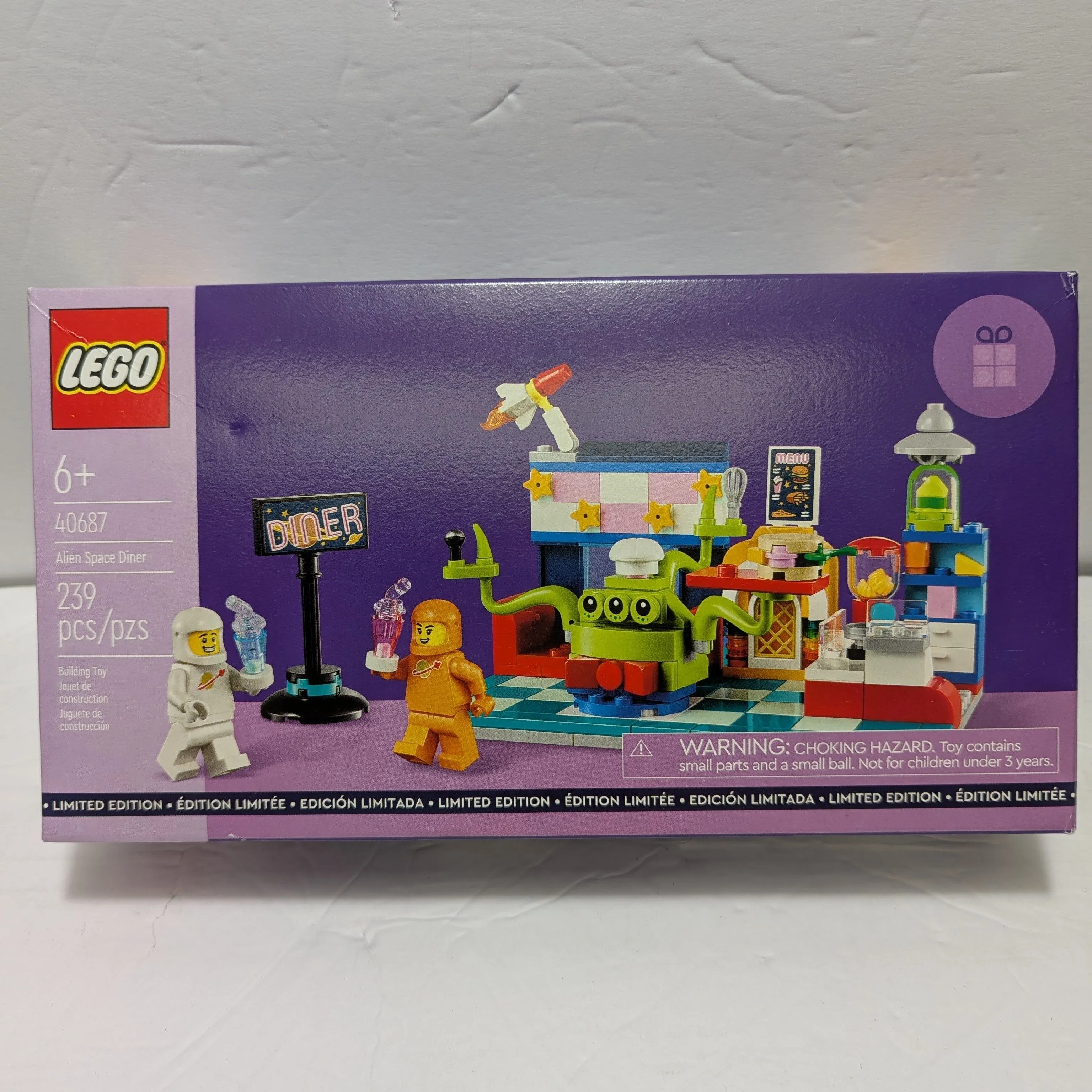 Product image for LEGO 40687 Alien Space Diner