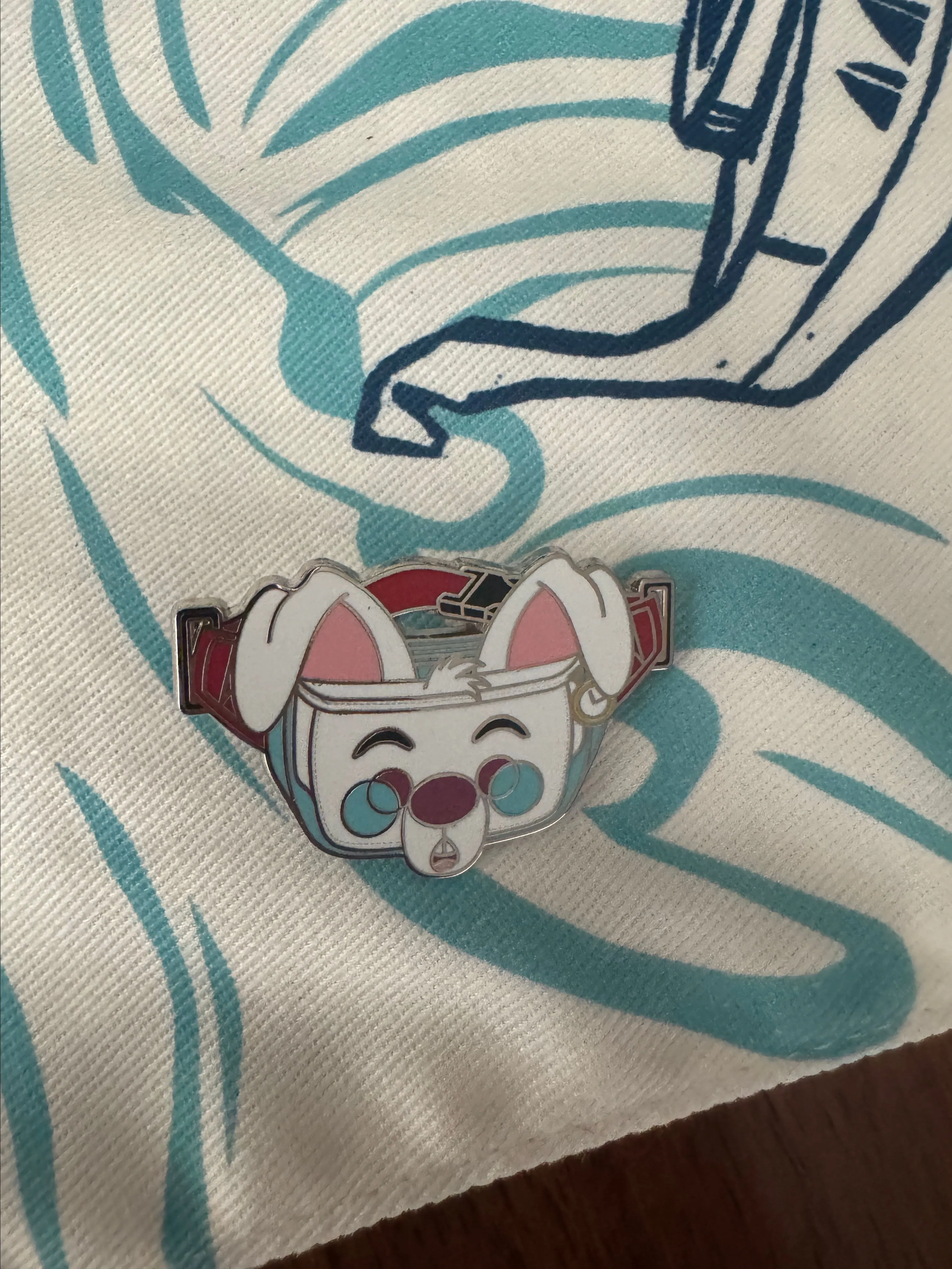 Product image for Disney Pin - 2020 - Fantasy Pack - The White Rabbit -  Fanny Pack