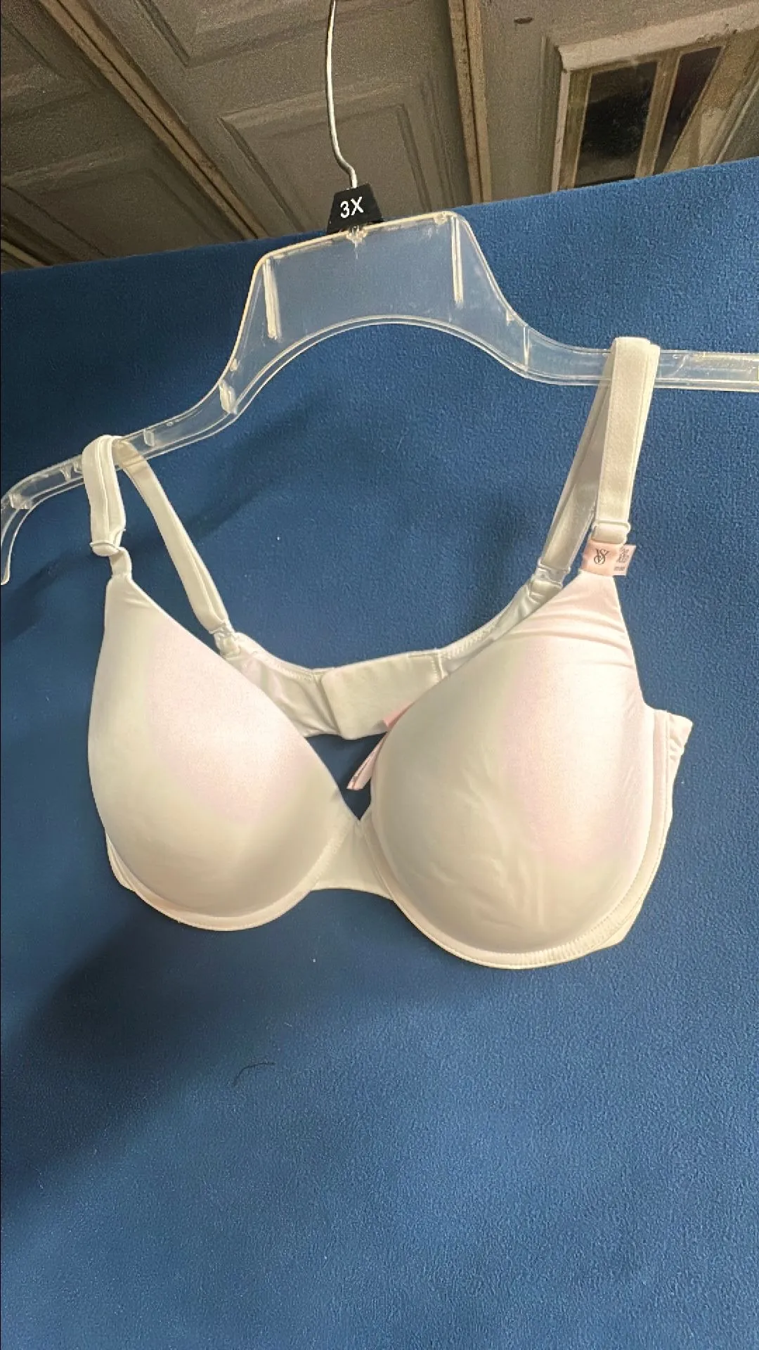a307cbe6-8bfe-46ed-8d61-e5532326a3d6