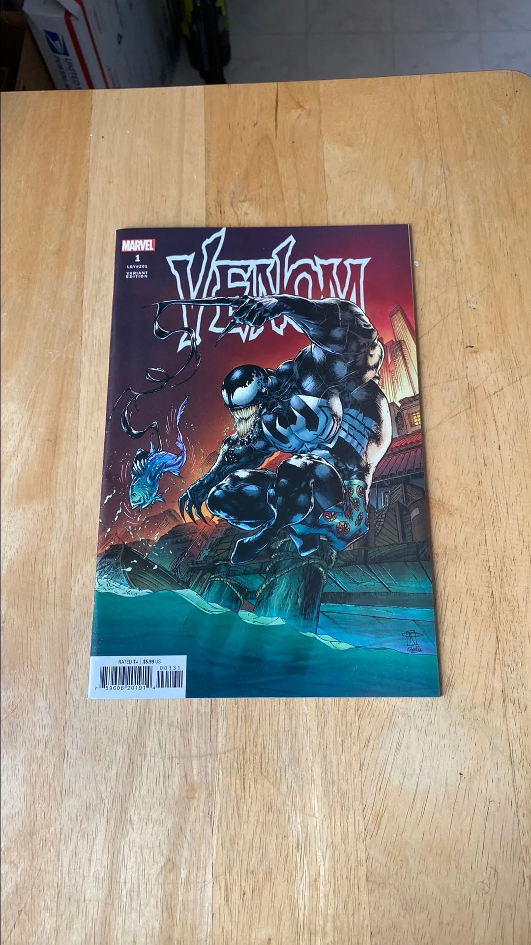 Product image for Venom 1 1:50 incentive variant