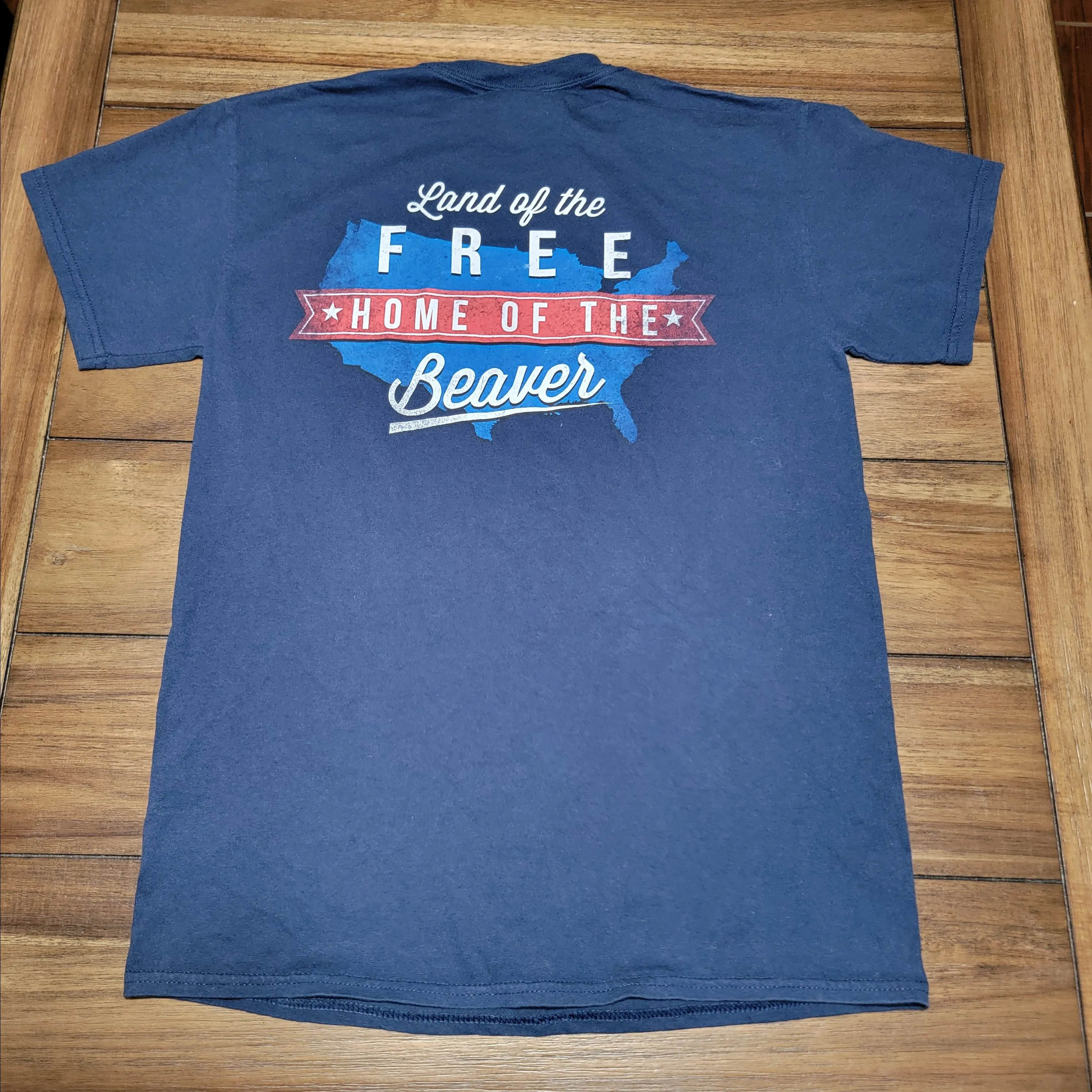 Product image for Buc-ee's SS Dark Blue Unisex Tee "...Home of the Beaver" - Size Medium