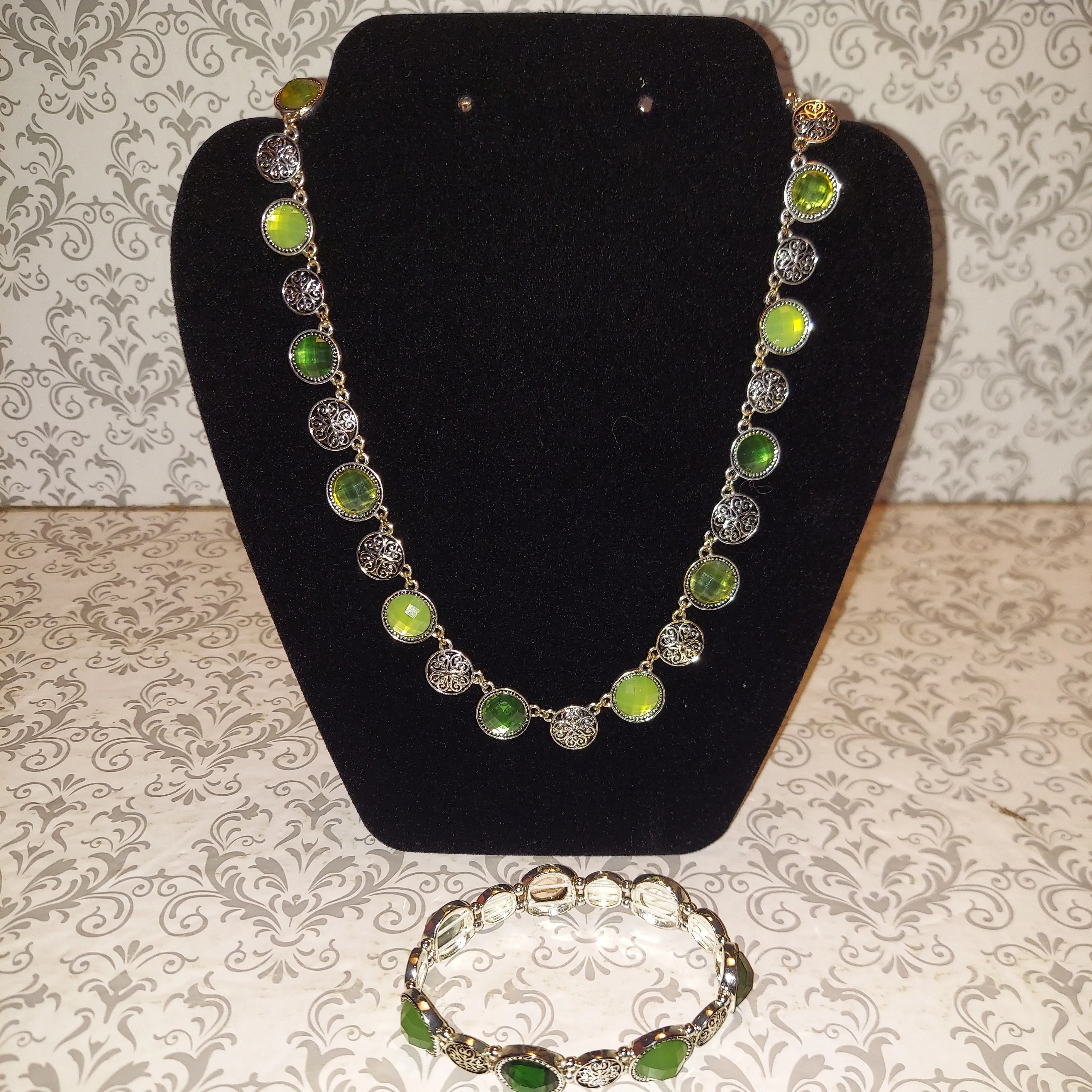 Product image for Silvertone Green Stone Necklace With Matching Bracelet 