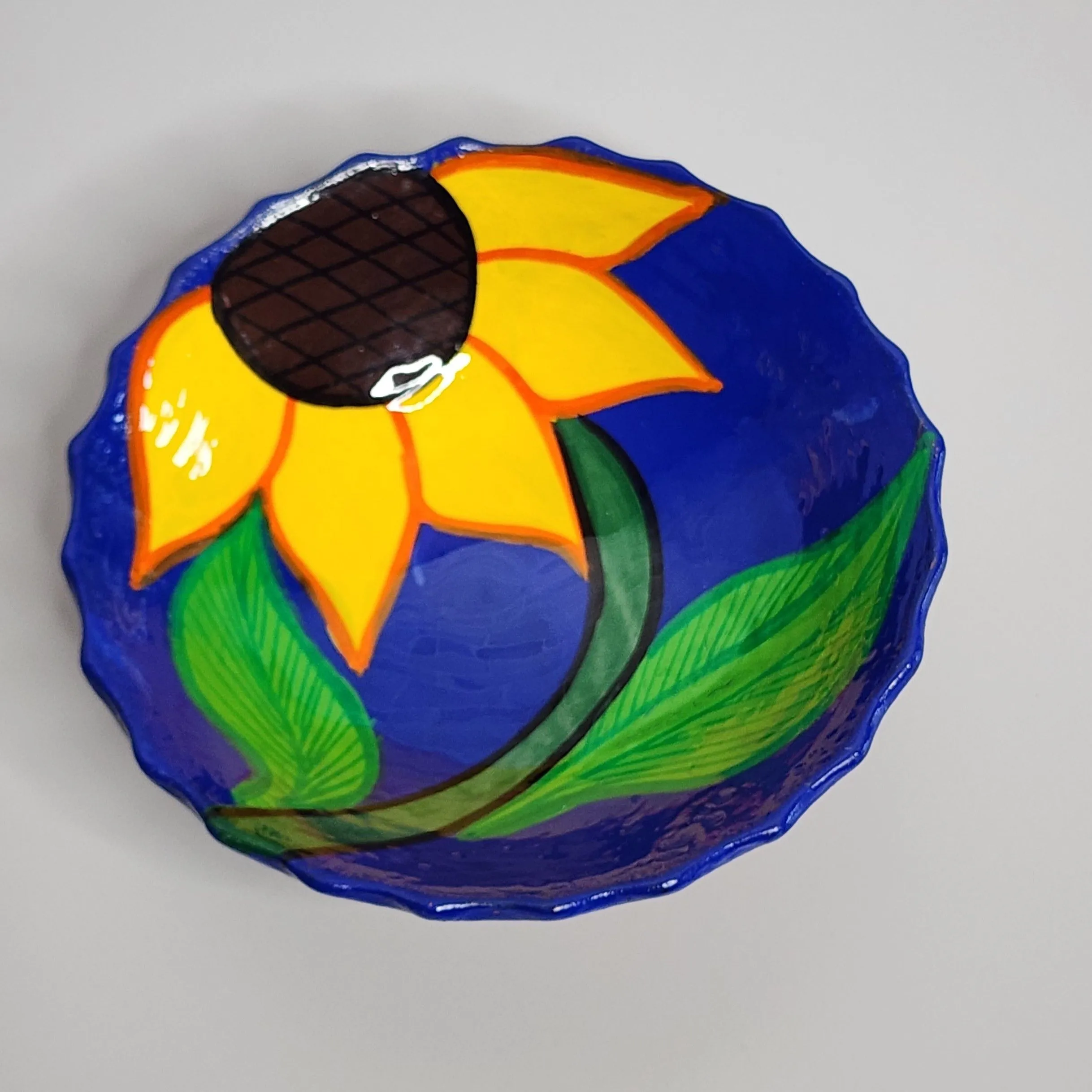 Product image for #27 Vintage Hand Painted Sunflower Terra Cotta Tripod Bowl