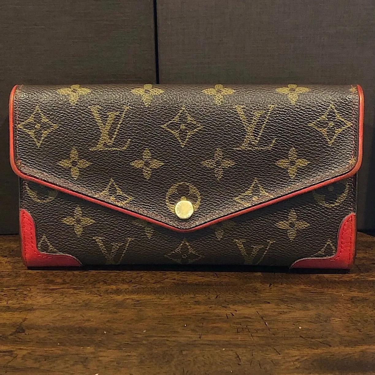 Product image for Louis Vuitton Monogram Retiro Bifold Sarah Wallet
