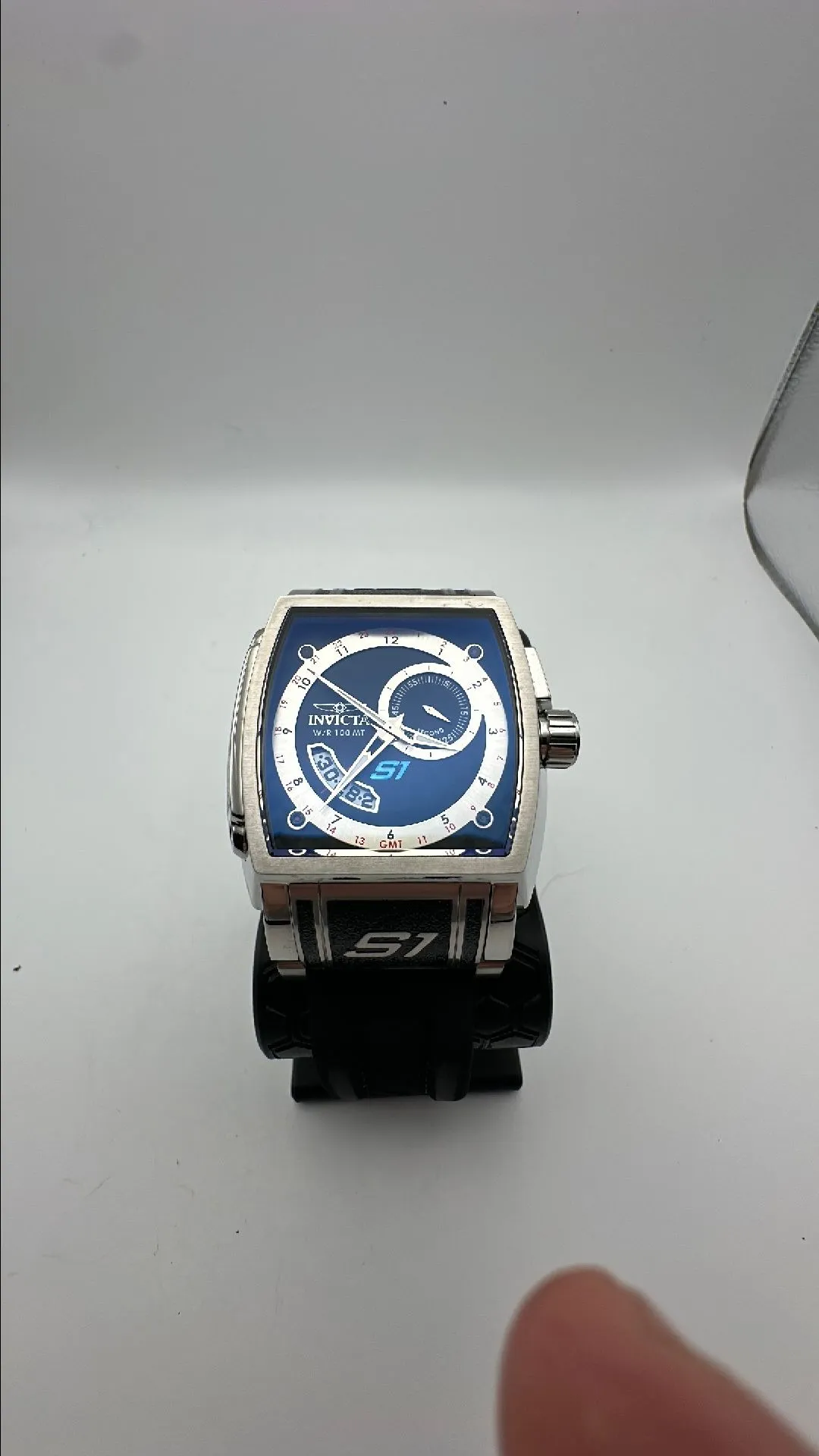 a595f968-04ae-4782-af1a-d1e608fdb8ec