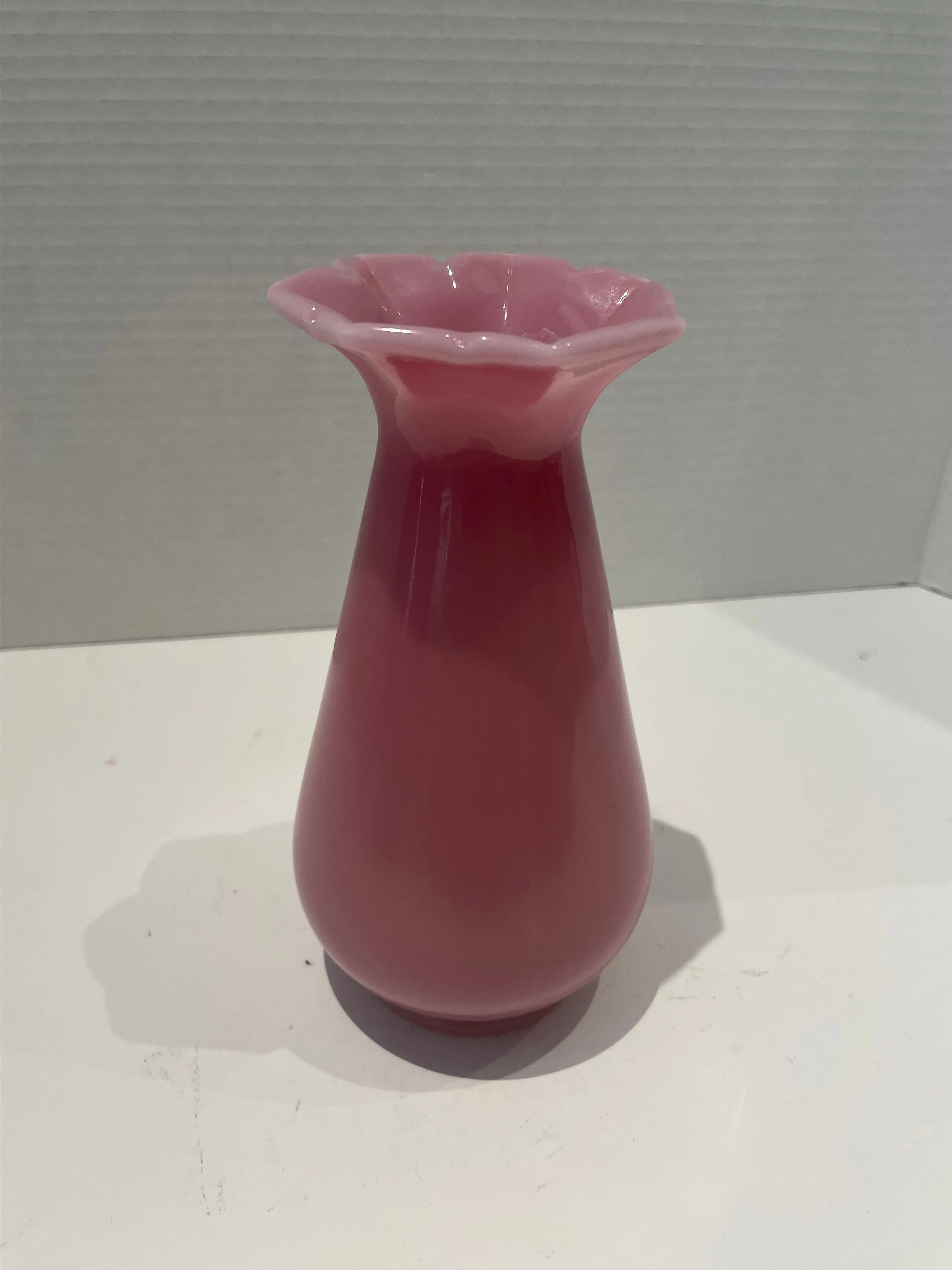 Product image for 709 Fenton Connoisseur Collection Factory Second Rose Quartz Vase