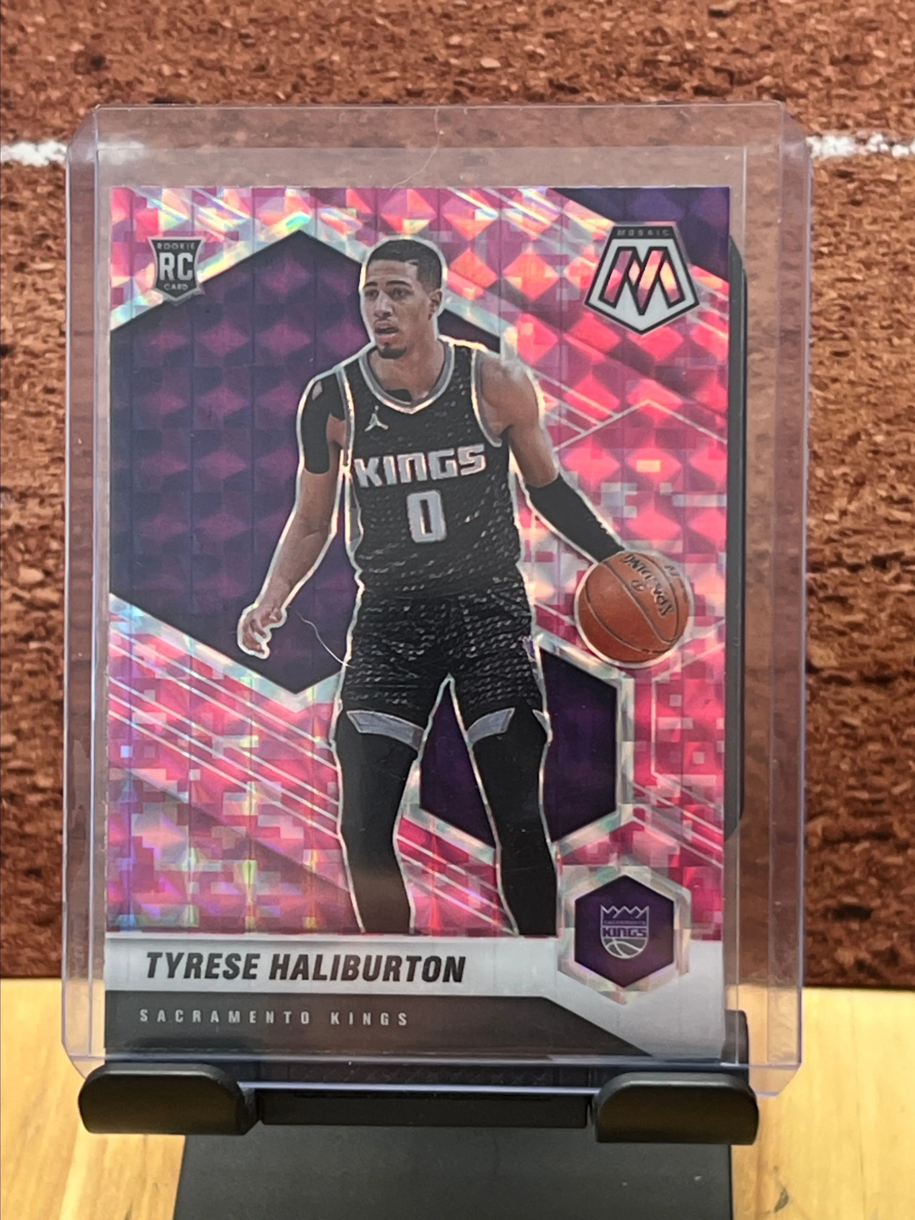 Product image for 2020-2021 Mosaic Pink Camo #204 Tyrese Haliburton Rookie Card Pacers