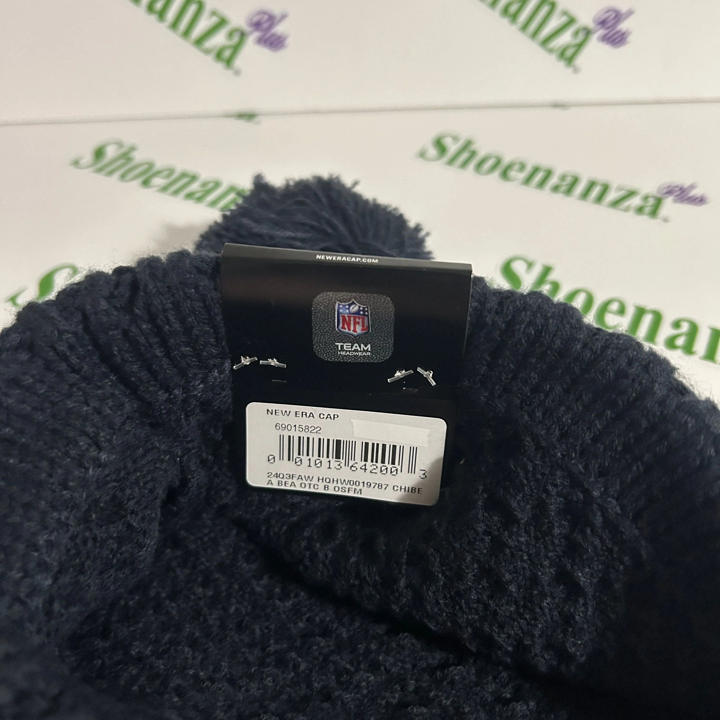 Listing Image Blurred Background