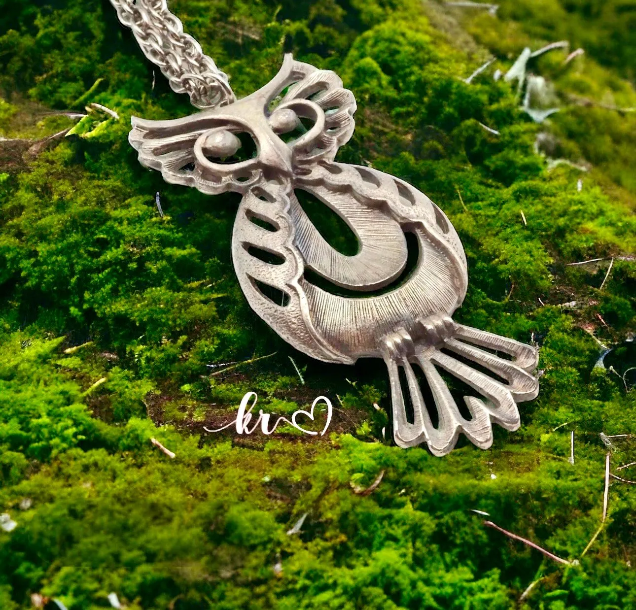 Listing Image Blurred Background