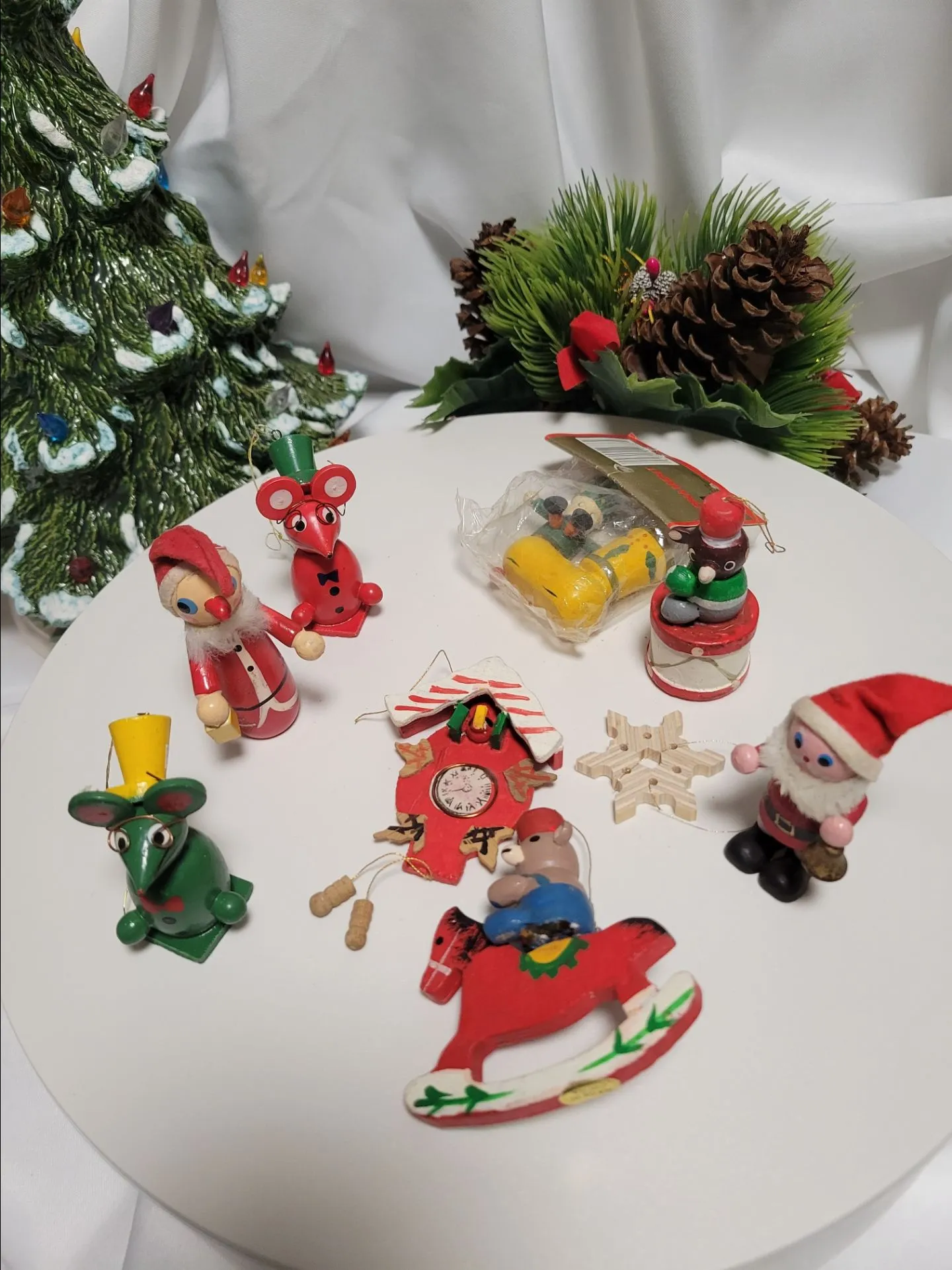 Product image for Wood Christmas Ornaments 