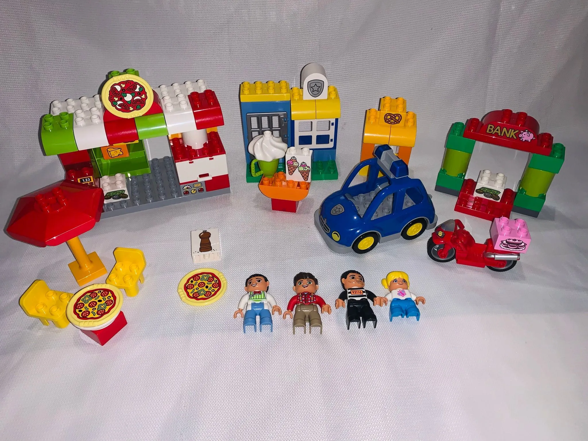 a8e54dc5-ec89-4f37-ac27-1527e17c74e4