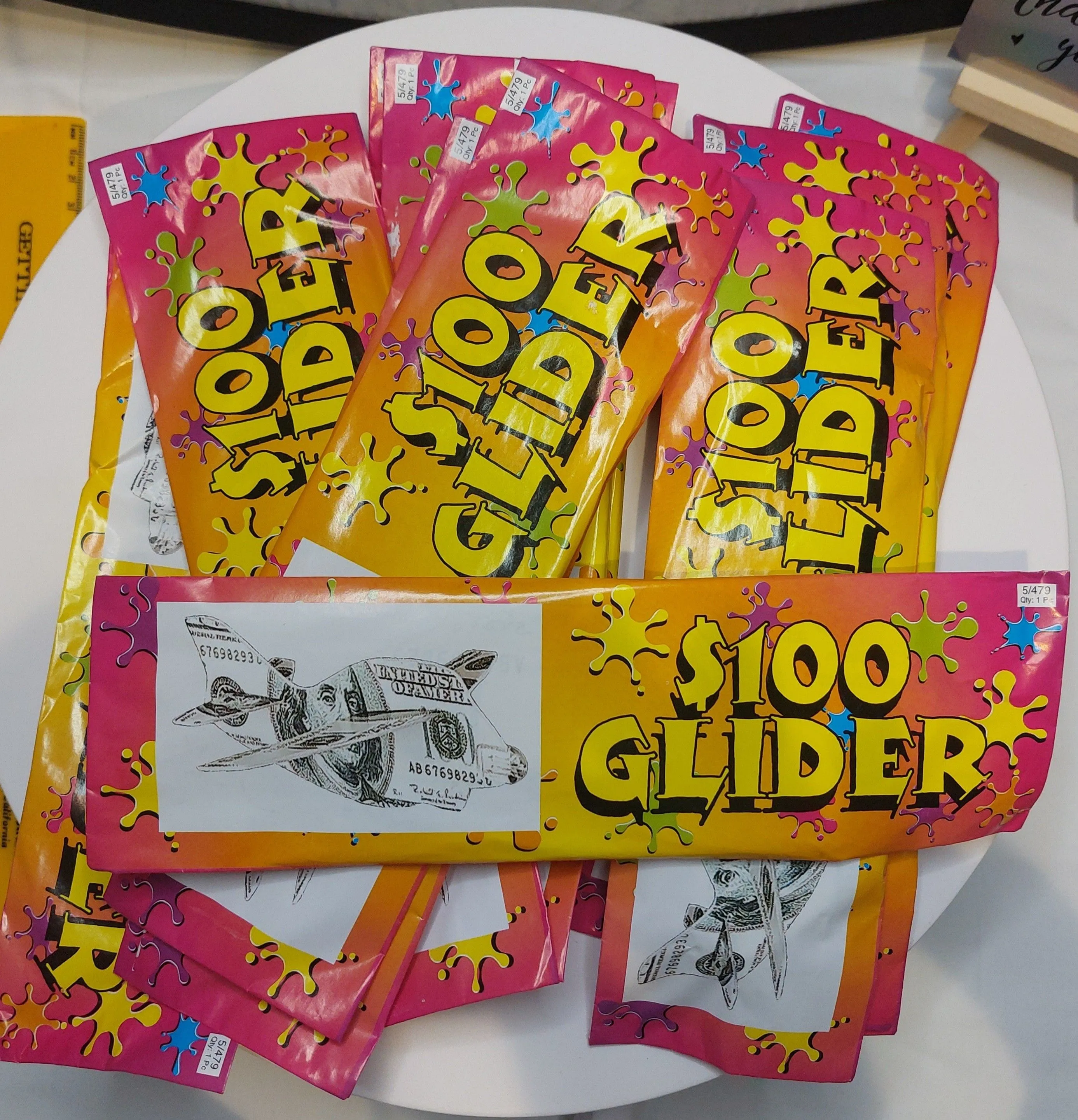 Product image for "$100 DOLLAR DESIGN TOY GLIDER"