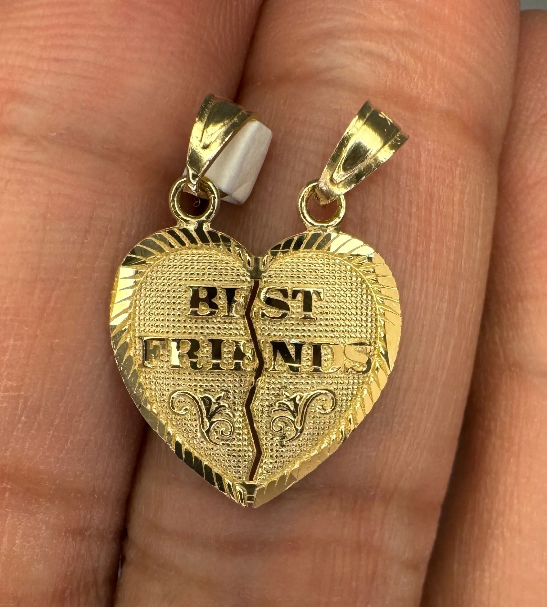 Product image for 14kt Gold BEST FRIEND Breakable Heart Charm Pendant