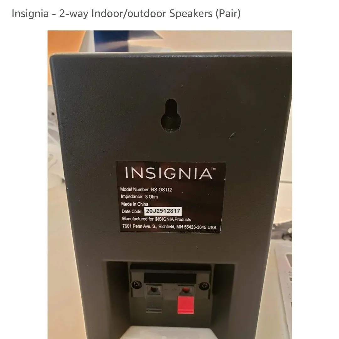 Listing Image Blurred Background