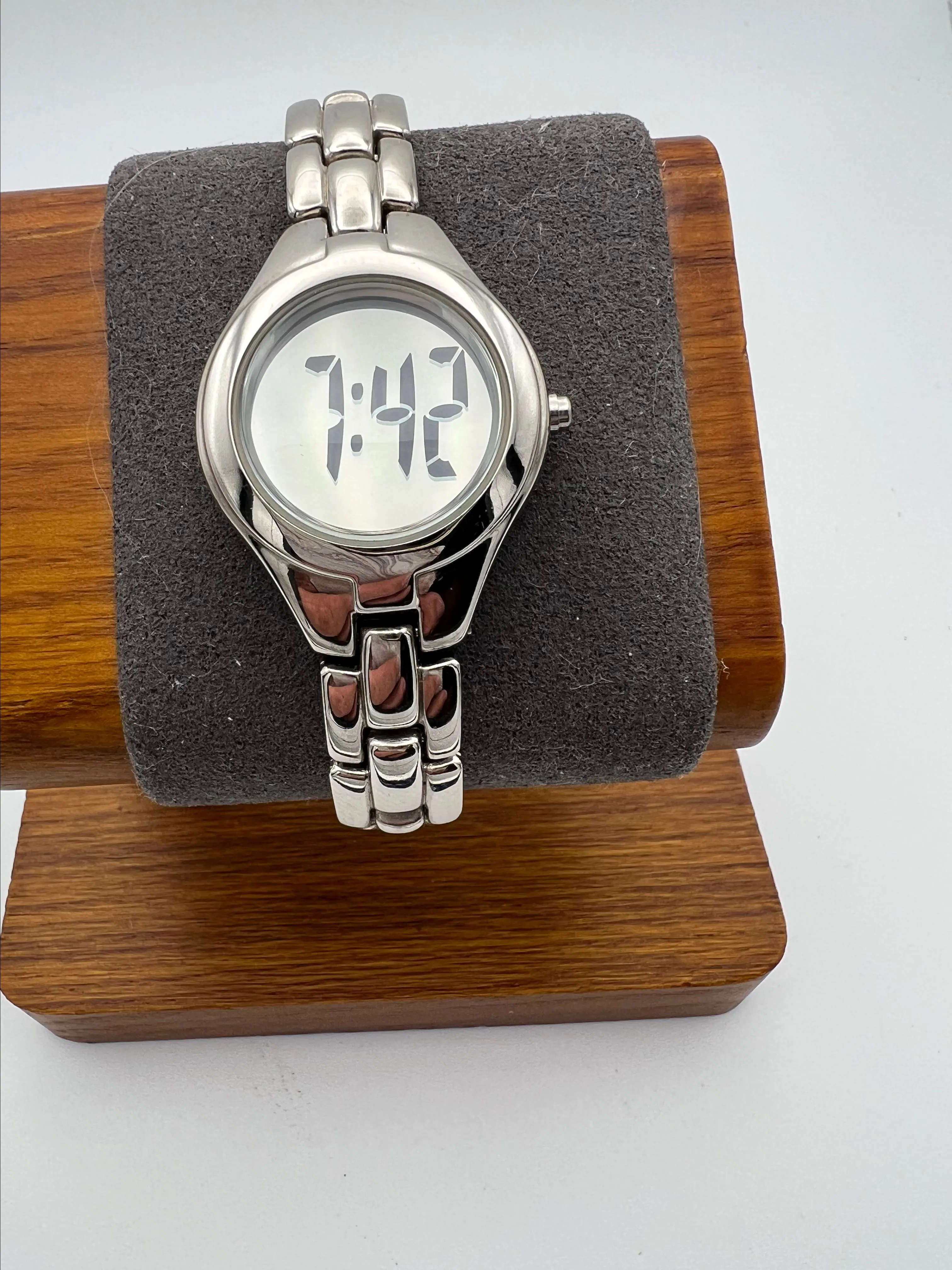 Product image for FMD women's digital watch