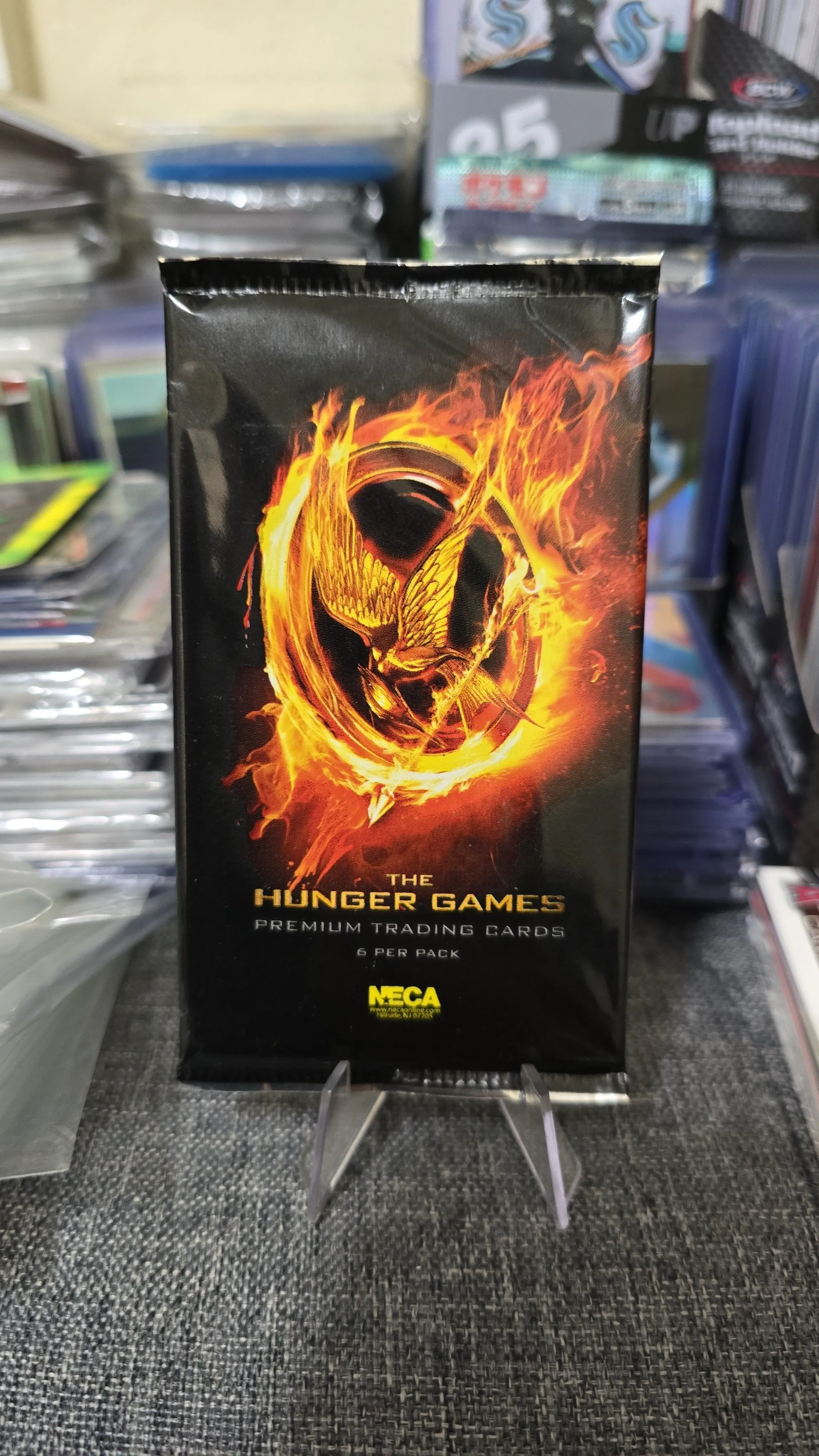 Product image for 2012 NECA The Hunger Games Premium Trading Cards Pack