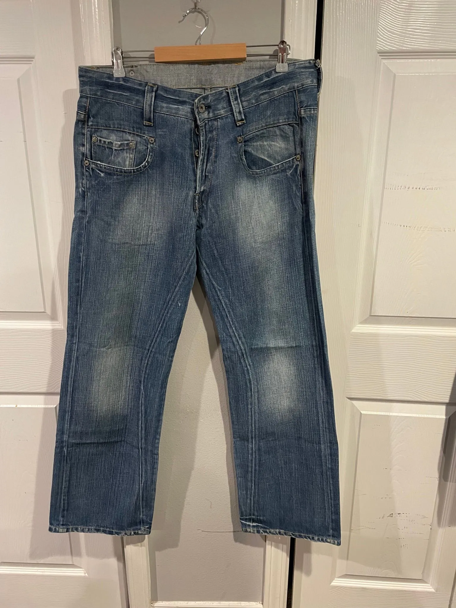 abf2948d-59f0-46ba-ab47-e4af2090beef