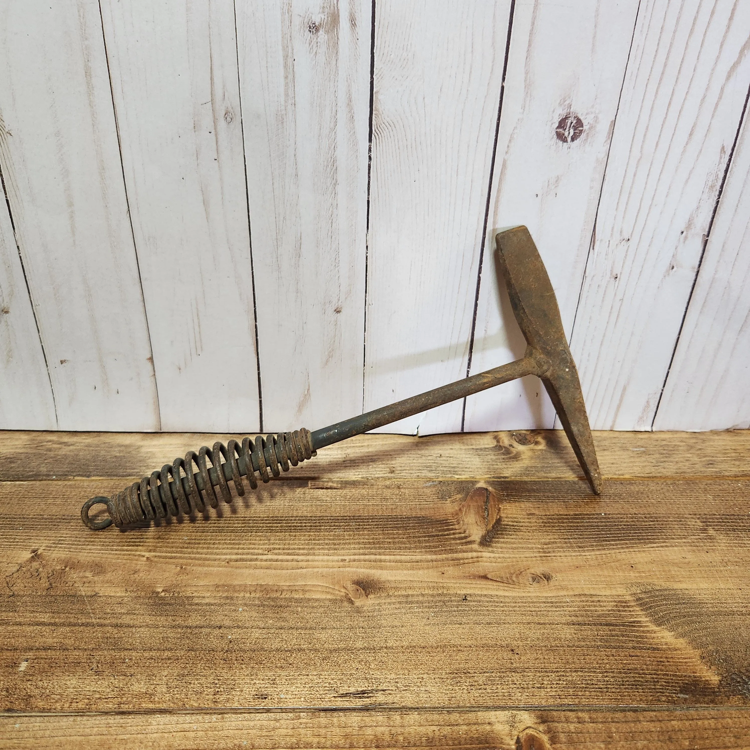Product image for Vintage welding chipping hammer