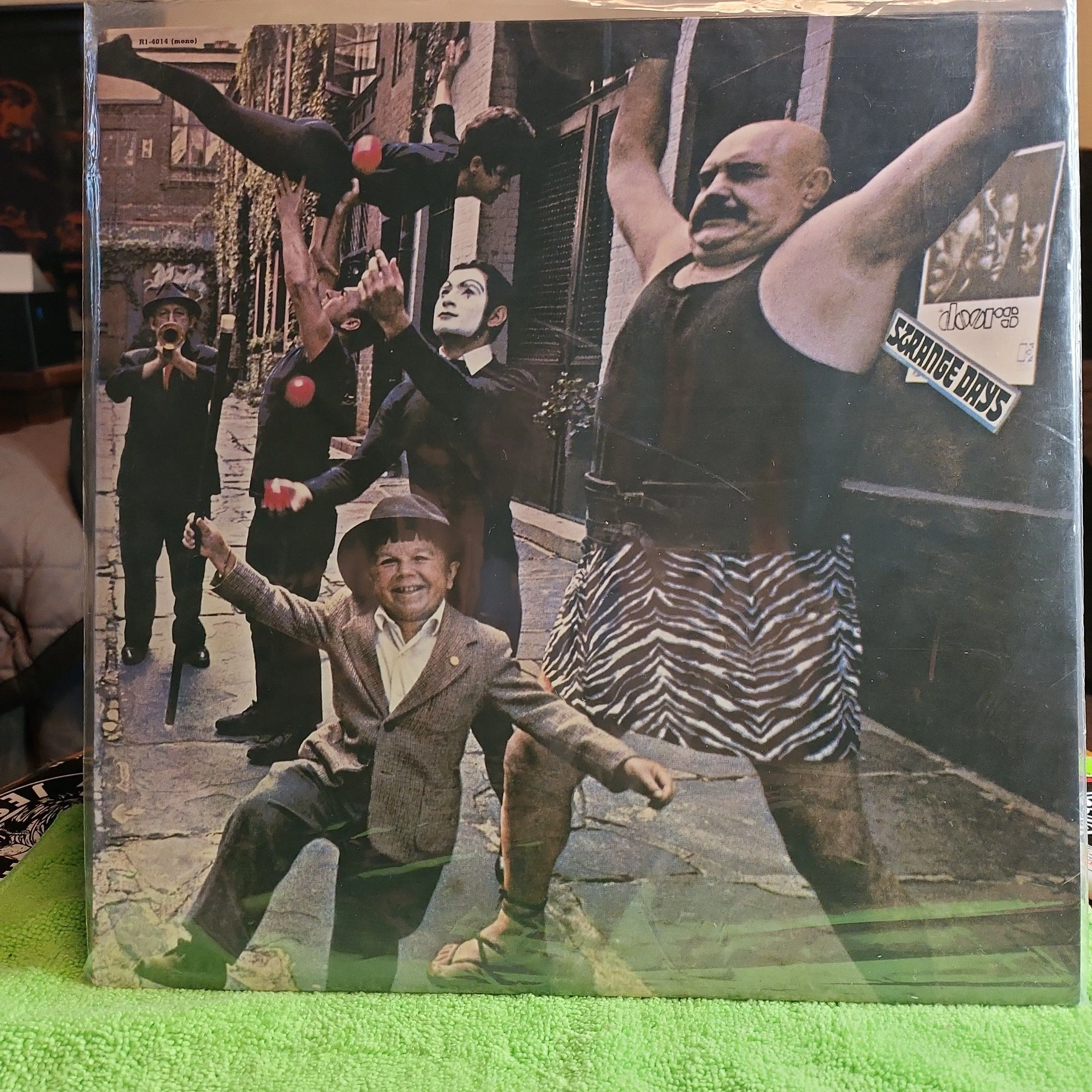 Product image for THE DOORS "Strange Days" VG+/VG+